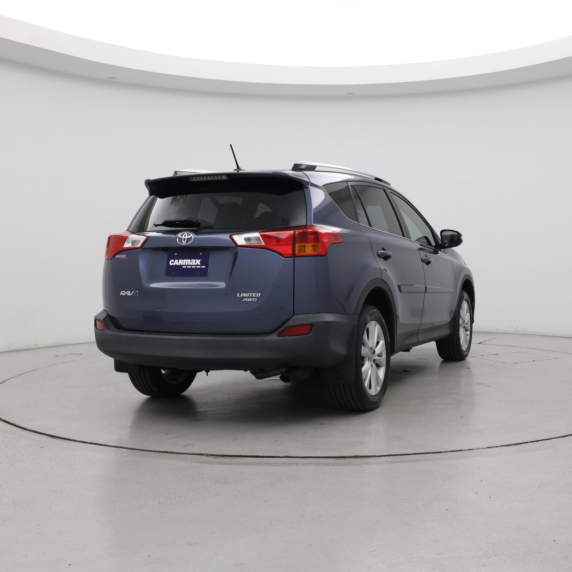 Thumbnail: 2014 Toyota RAV4 - 8