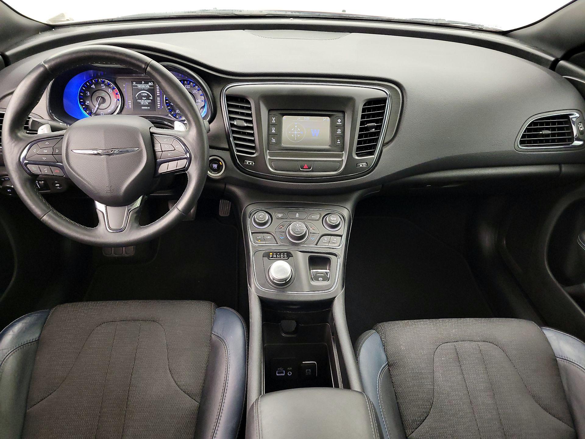 Thumbnail: 2015 Chrysler 200 - 9