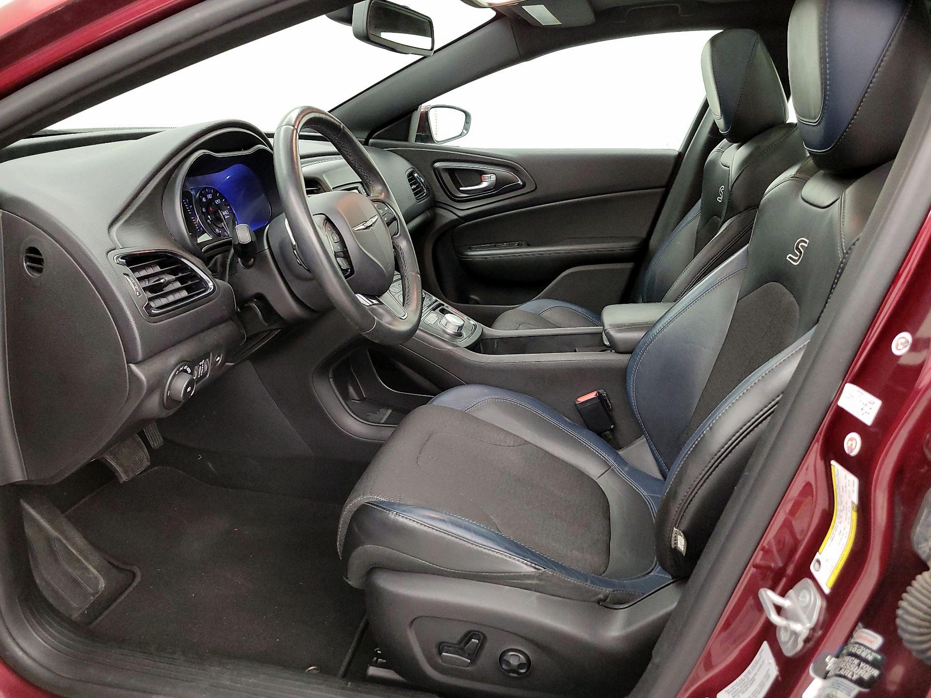 Thumbnail: 2015 Chrysler 200 - 11