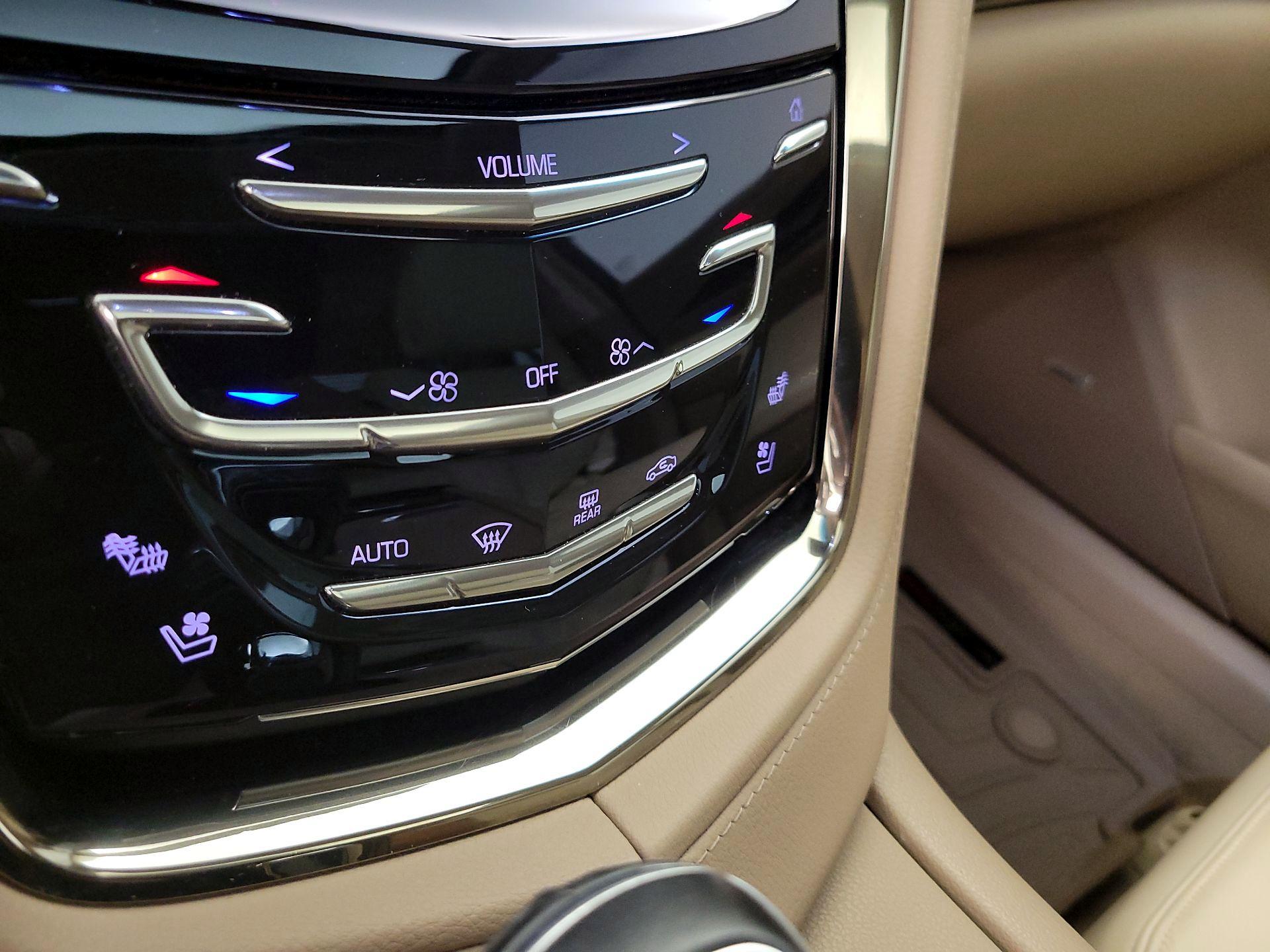 Thumbnail: 2014 Cadillac CTS - 16