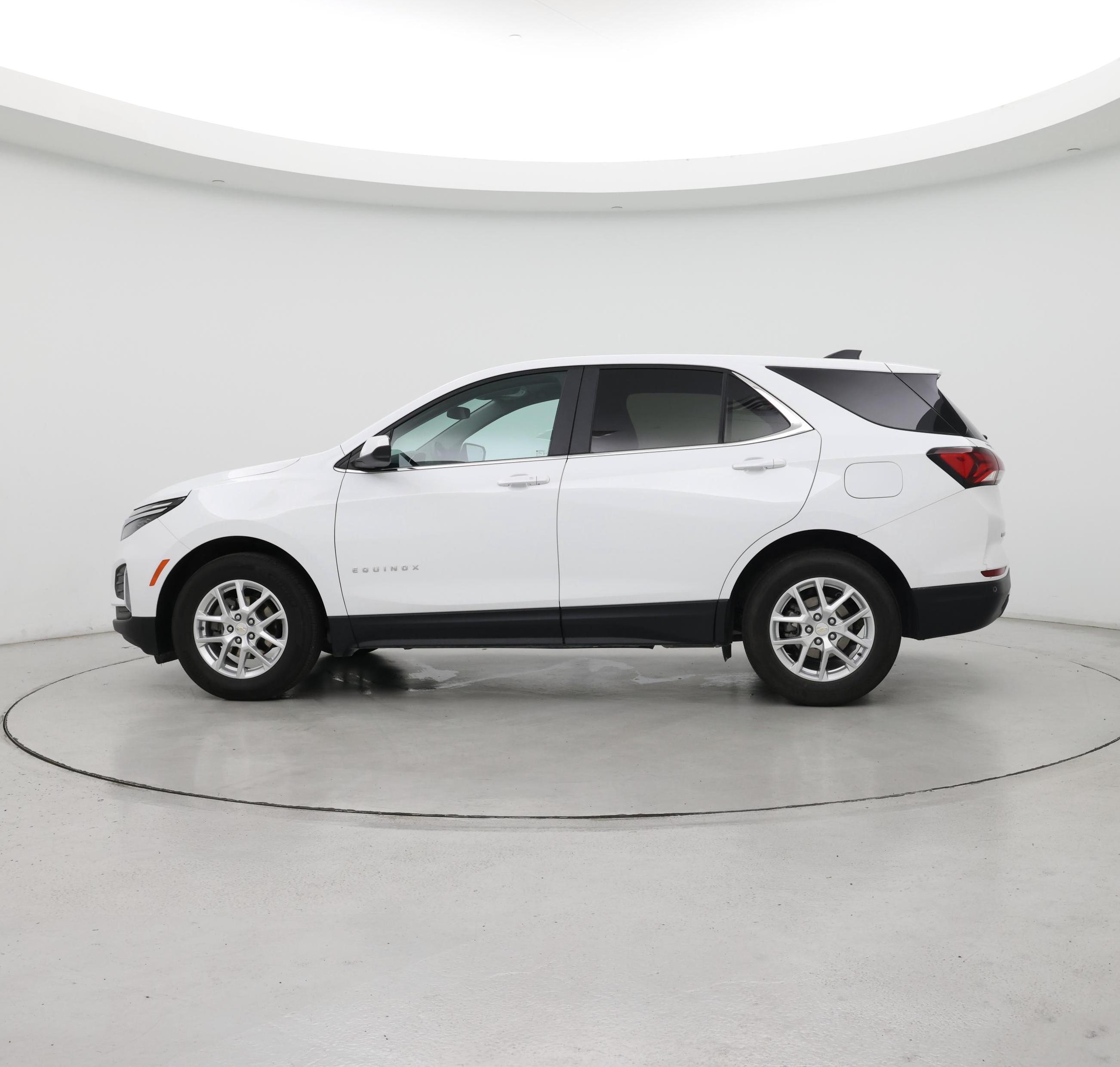 Thumbnail: 2024 Chevrolet Equinox - 3