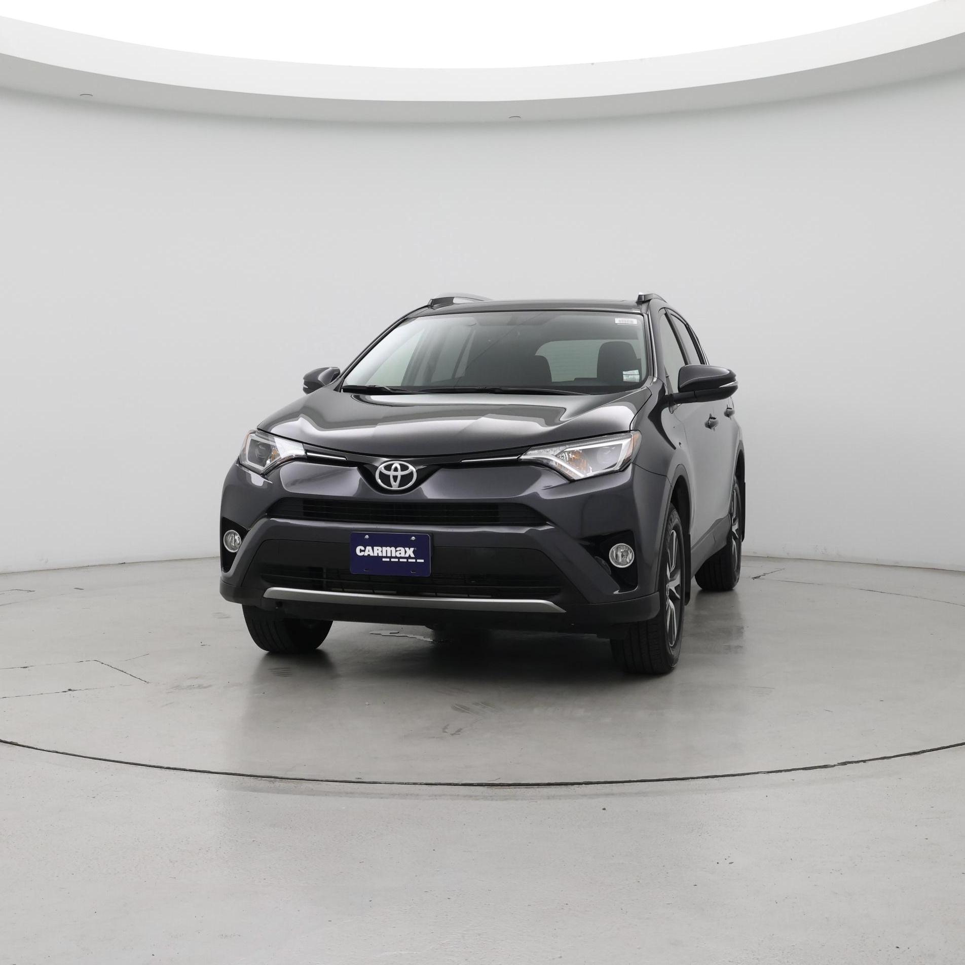 Thumbnail: 2016 Toyota RAV4 - 4
