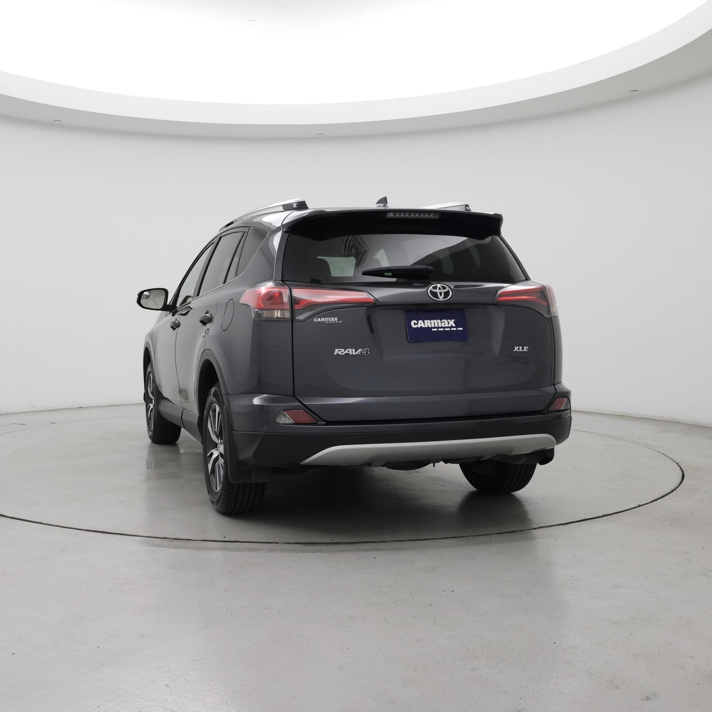 Thumbnail: 2016 Toyota RAV4 - 6