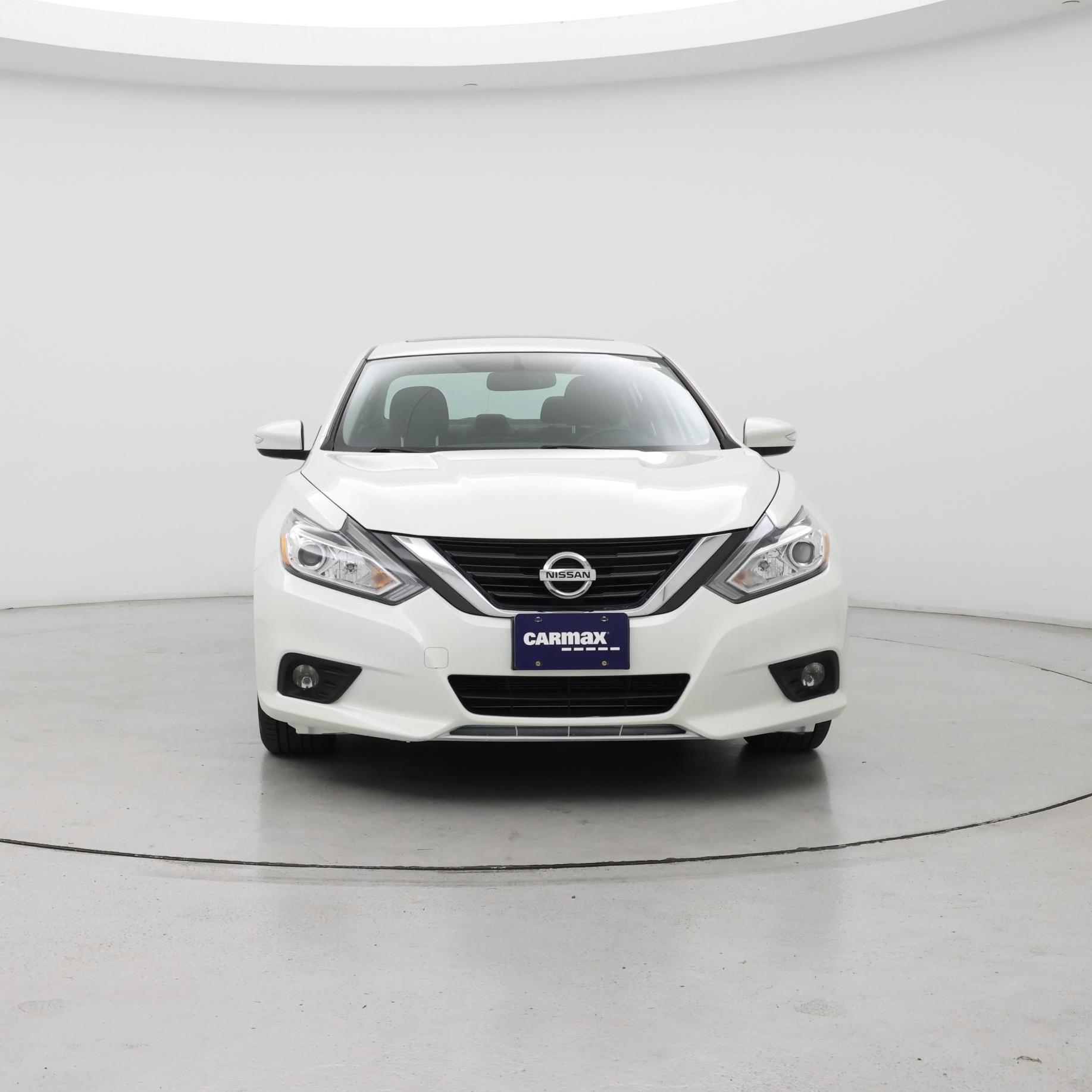 Thumbnail: 2016 Nissan Altima - 5