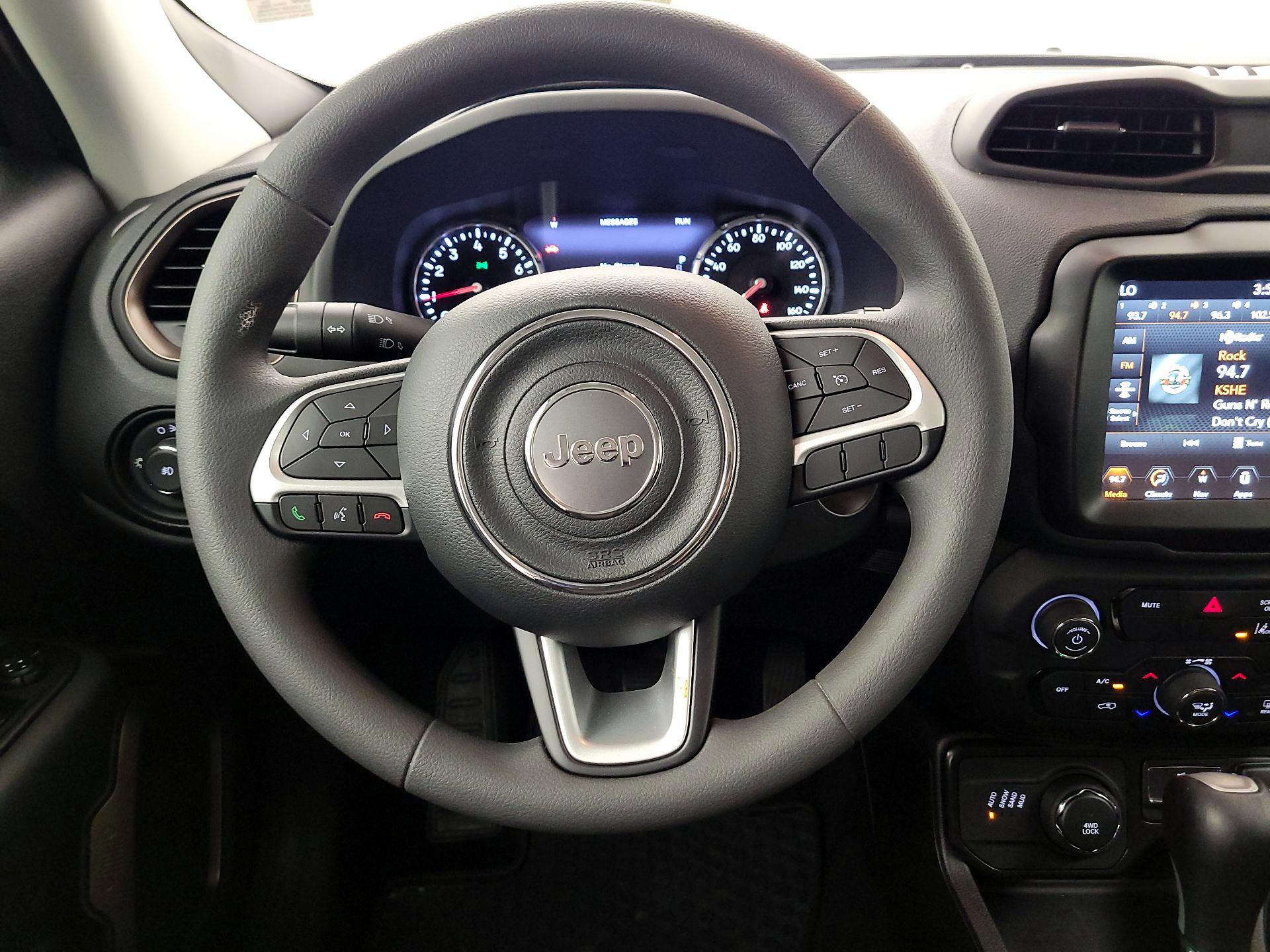 Thumbnail: 2023 Jeep Renegade - 10