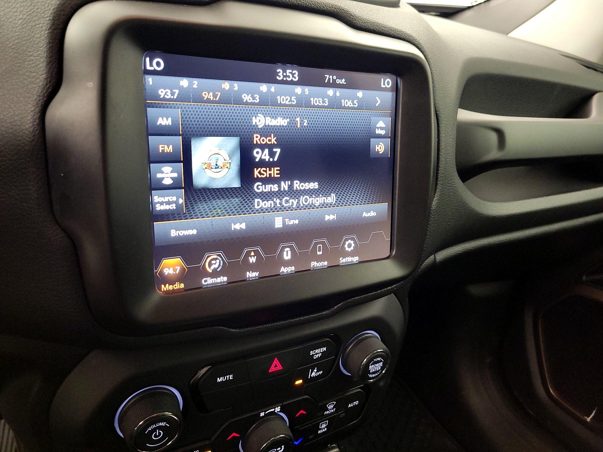 Thumbnail: 2023 Jeep Renegade - 15