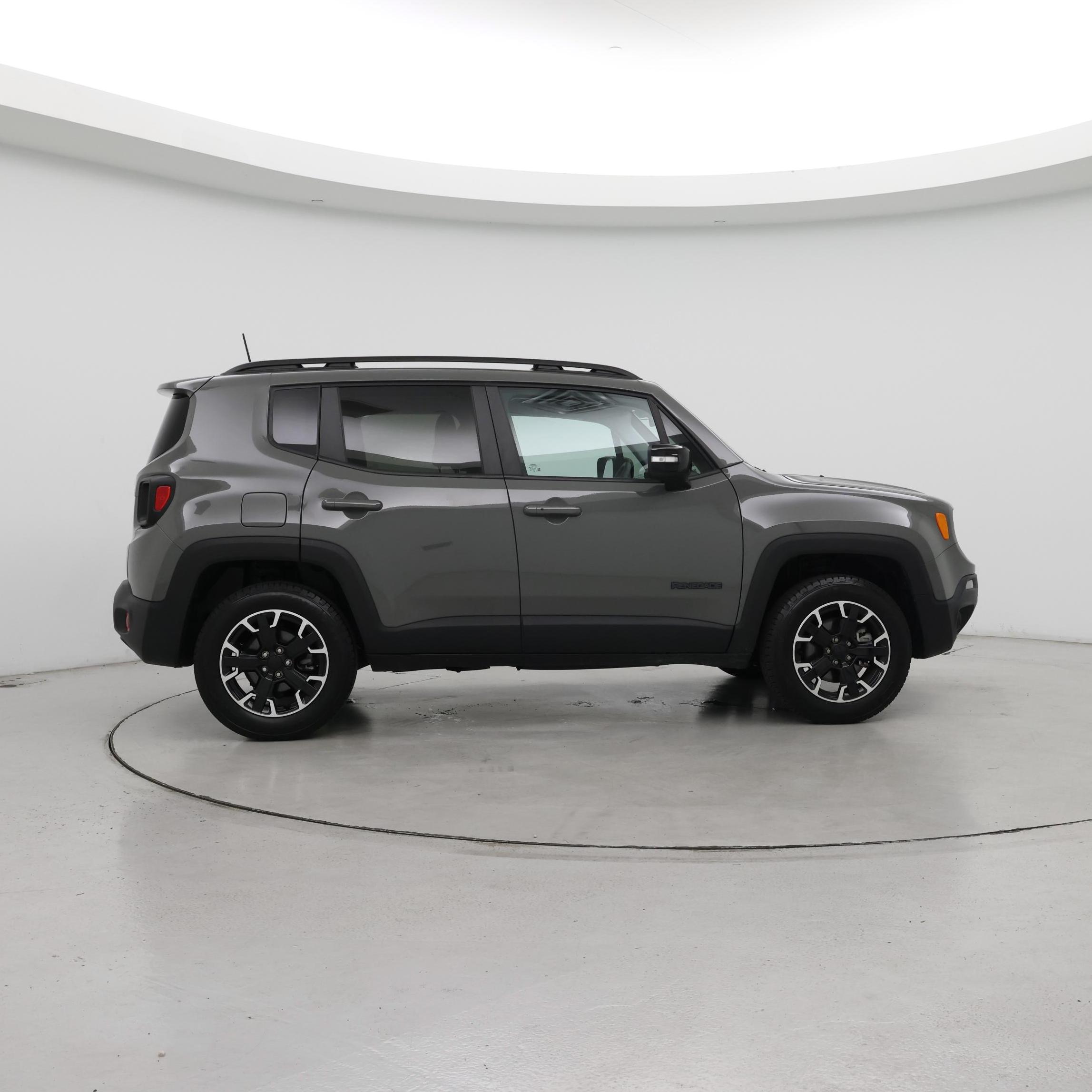 Thumbnail: 2023 Jeep Renegade - 7