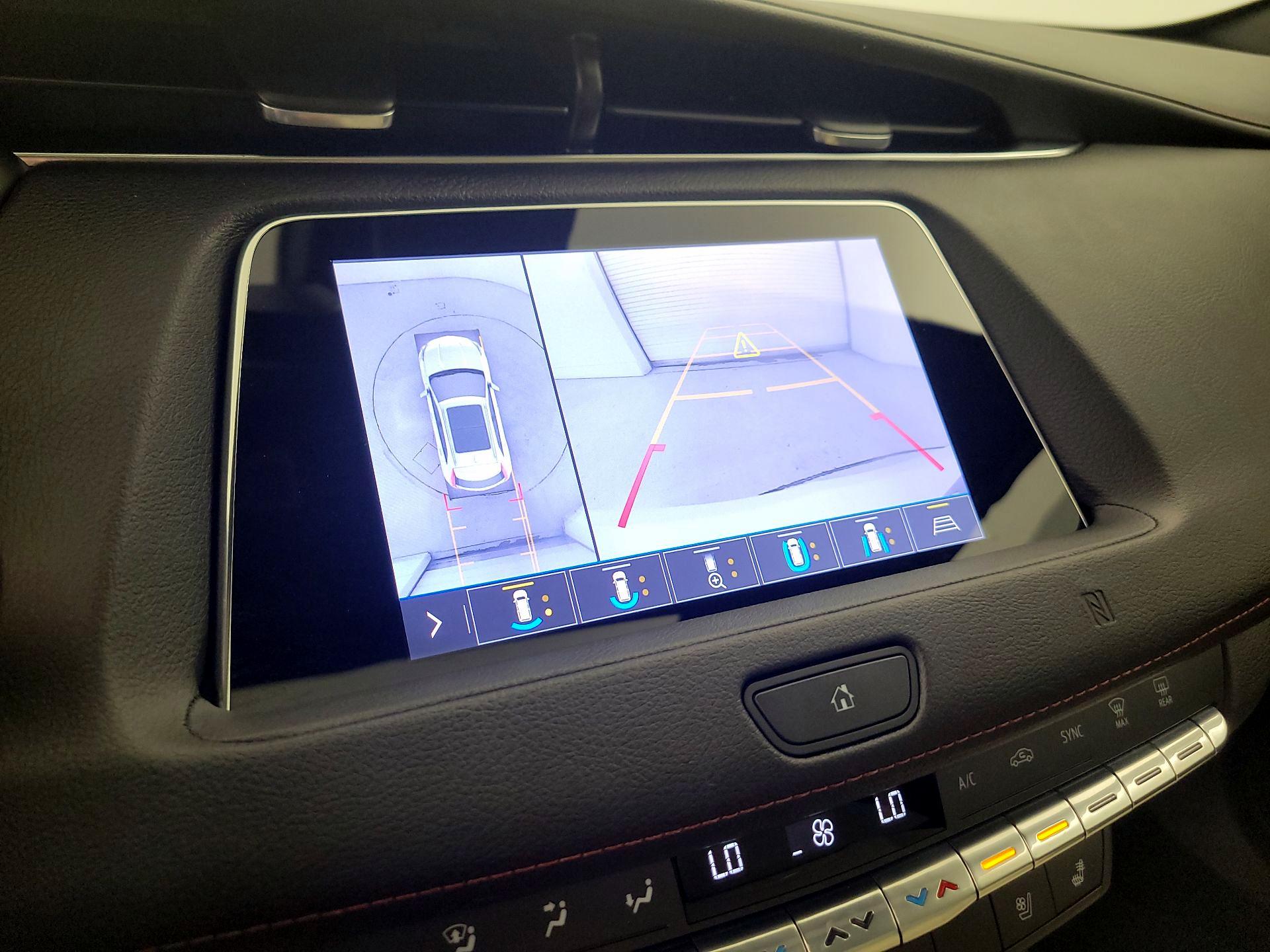 Thumbnail: 2019 Cadillac XT4 - 15