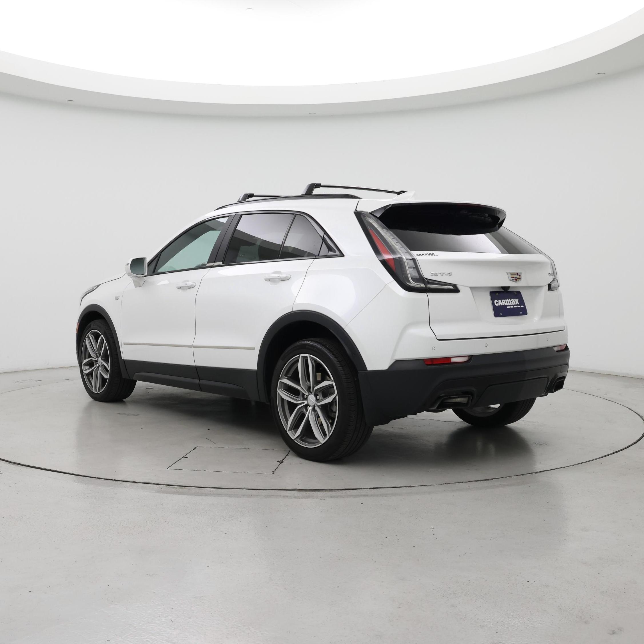 Thumbnail: 2019 Cadillac XT4 - 2