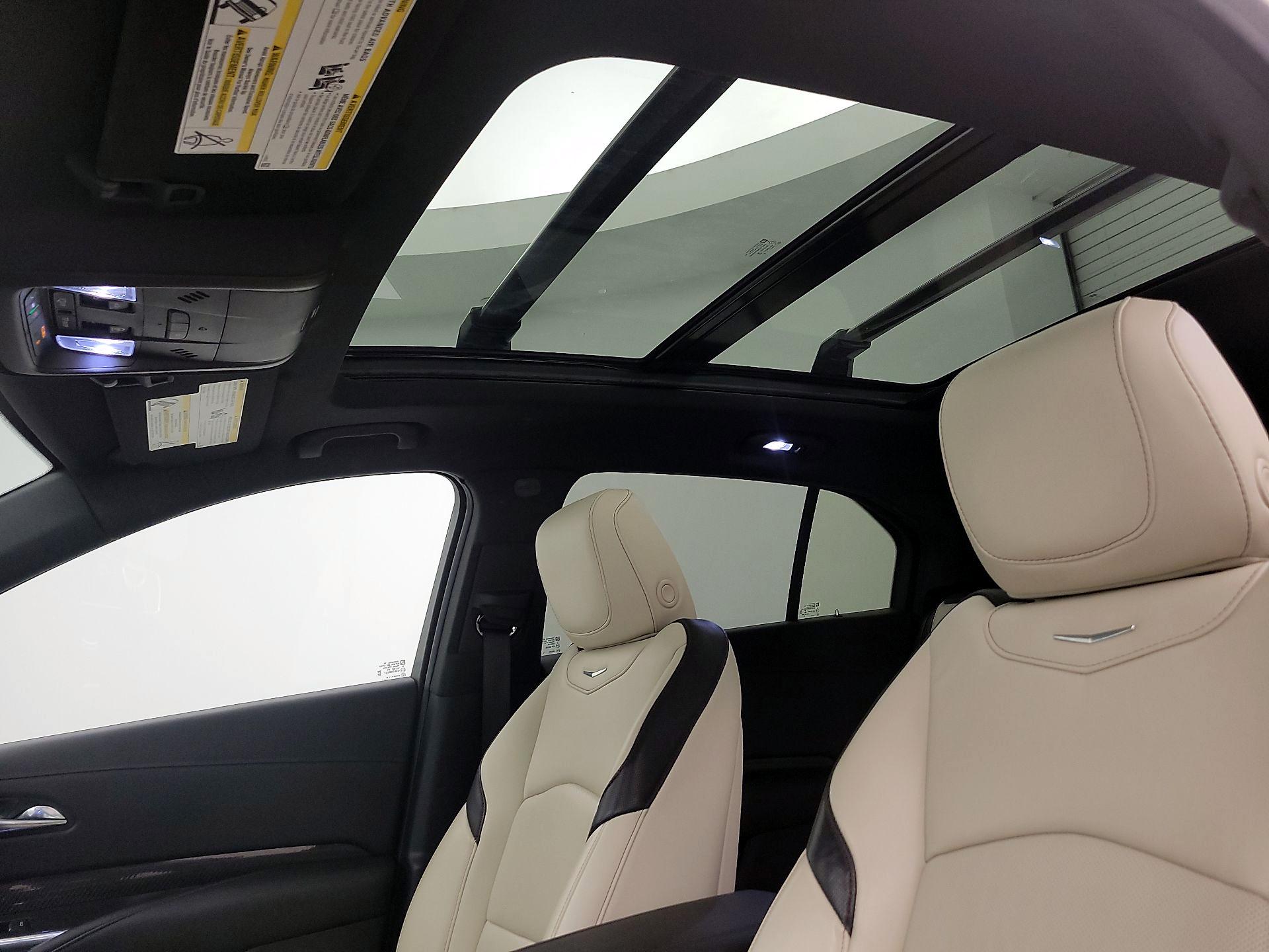 Thumbnail: 2019 Cadillac XT4 - 20