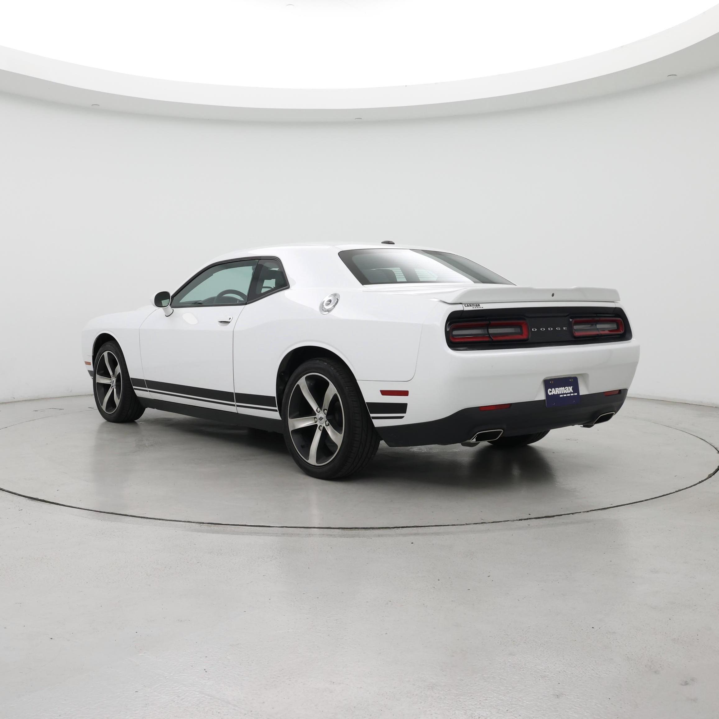 Thumbnail: 2019 Dodge Challenger - 2