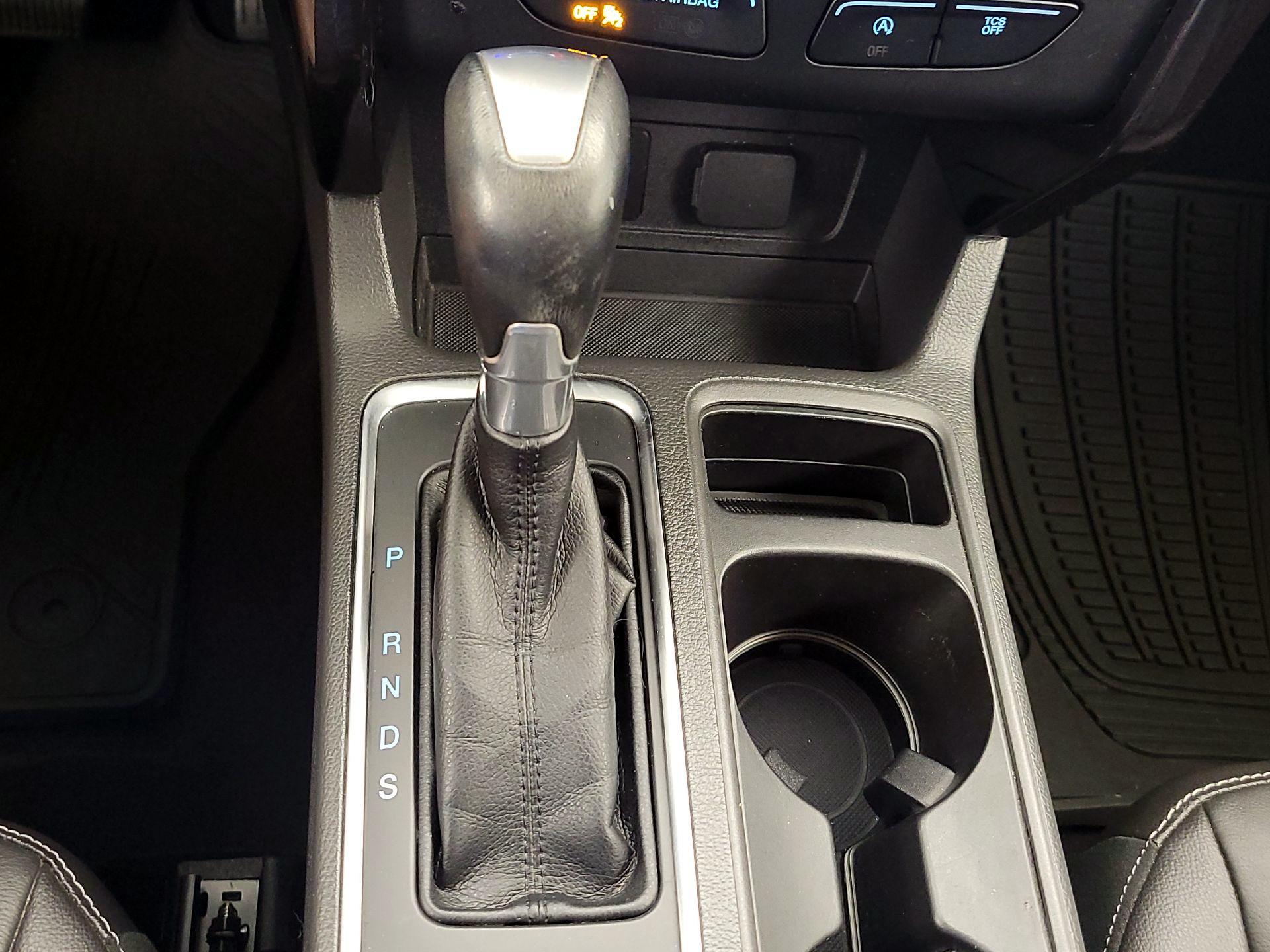 Thumbnail: 2017 Ford Escape - 18