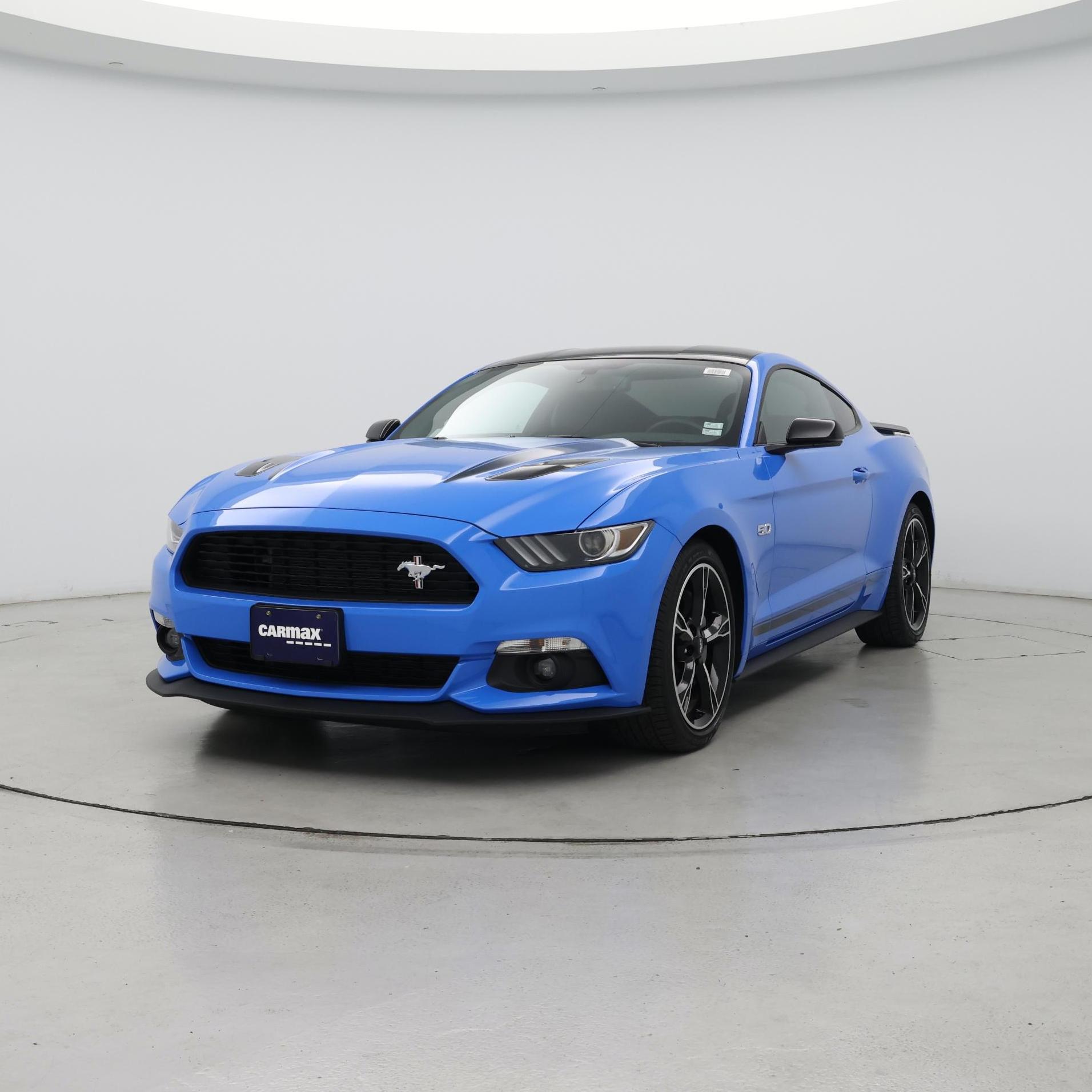 Thumbnail: 2017 Ford Mustang - 4