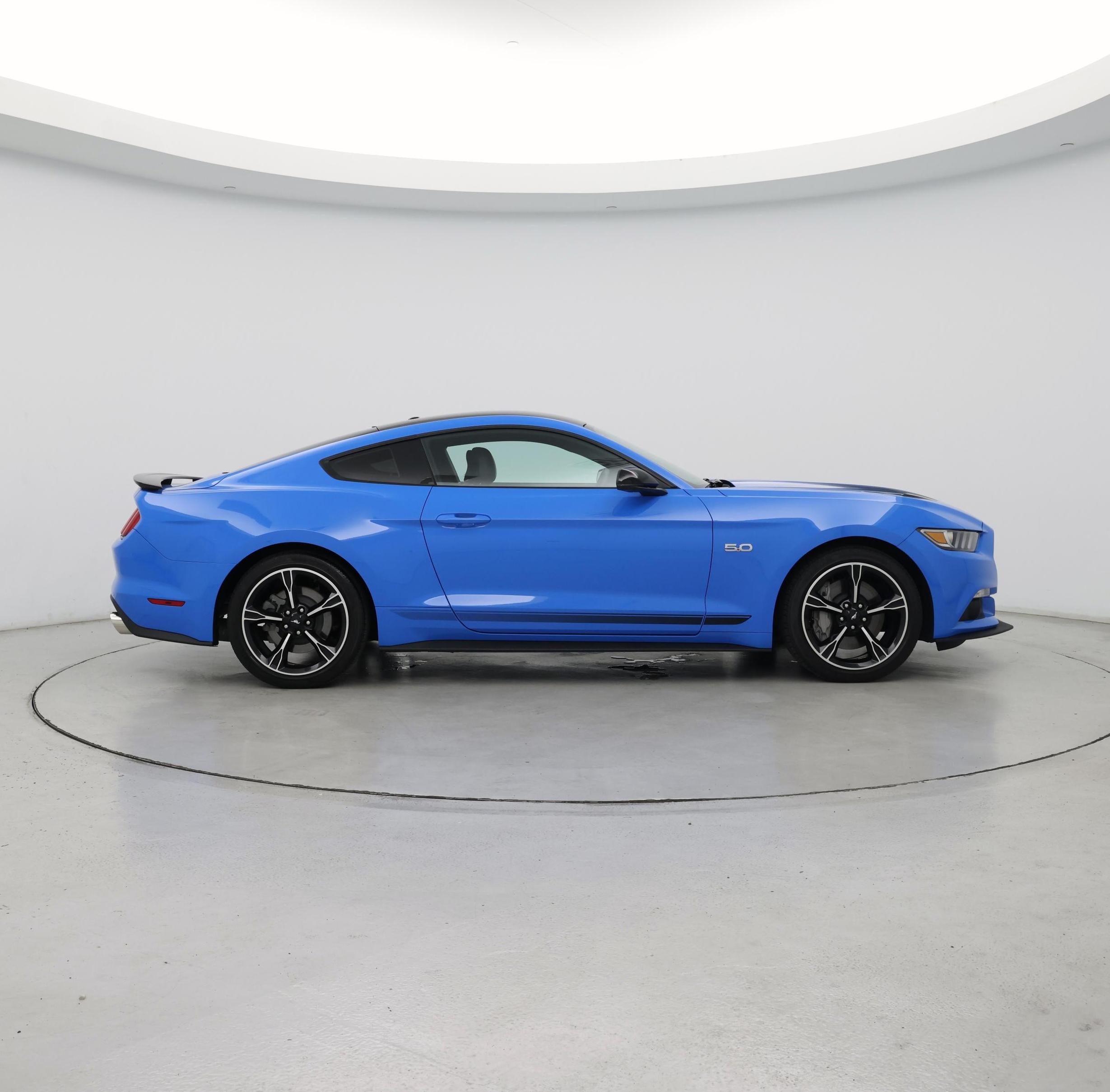 Thumbnail: 2017 Ford Mustang - 7