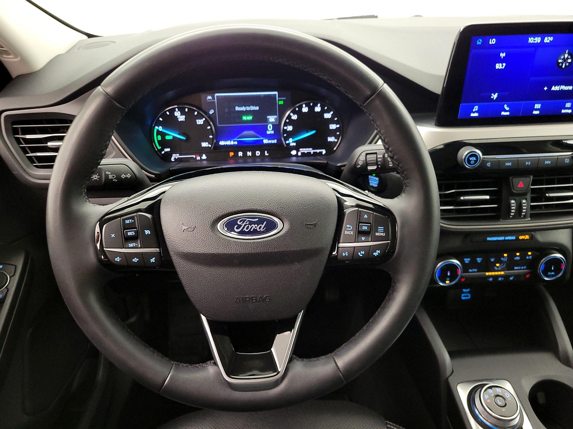 Thumbnail: 2022 Ford Escape - 10