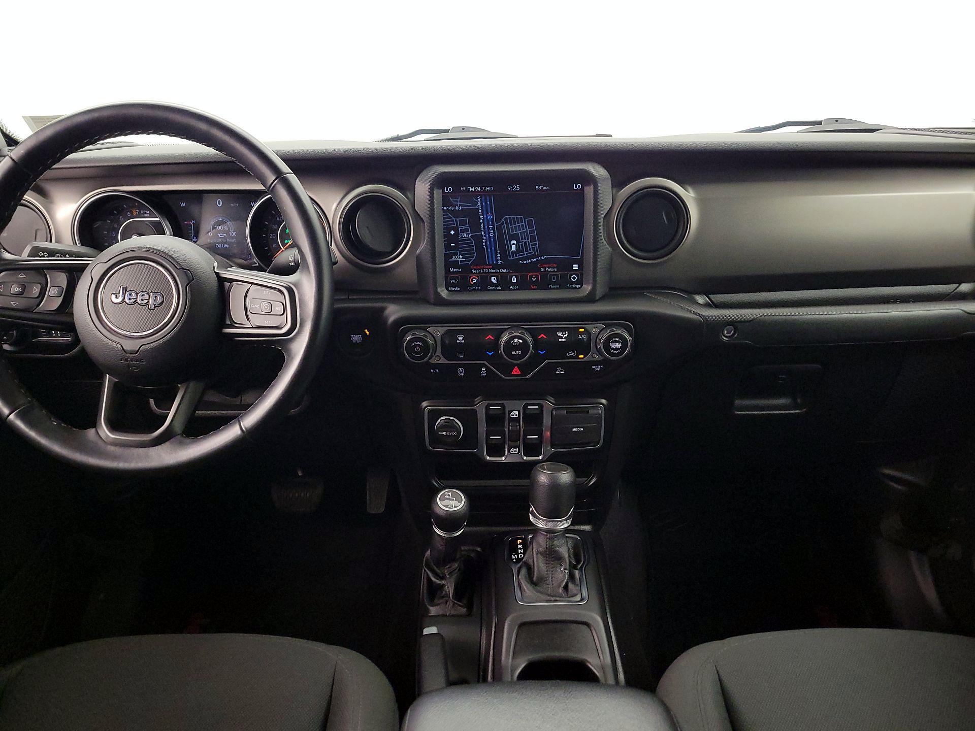 Thumbnail: 2021 Jeep Gladiator - 9