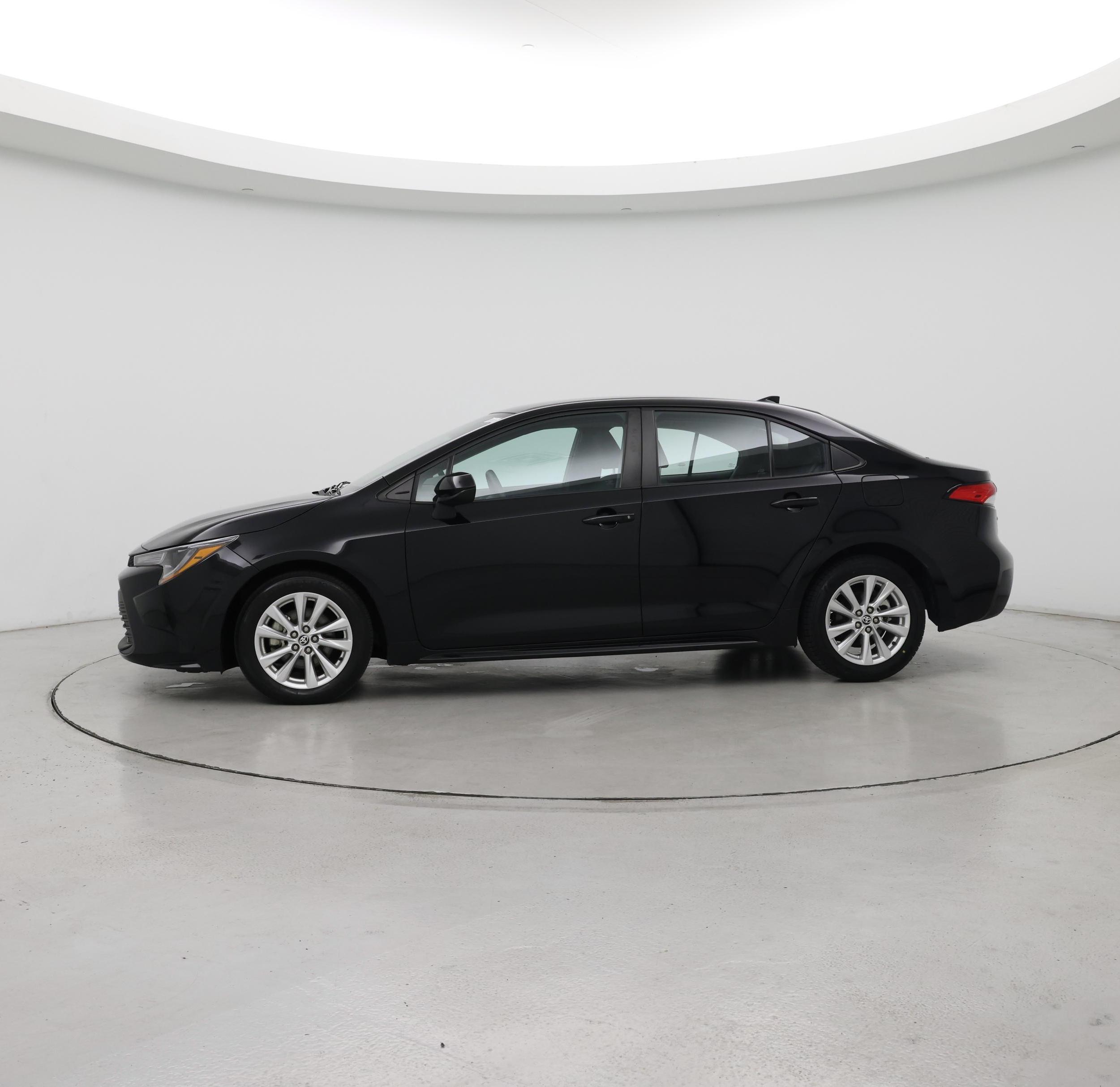 Thumbnail: 2023 Toyota Corolla - 3