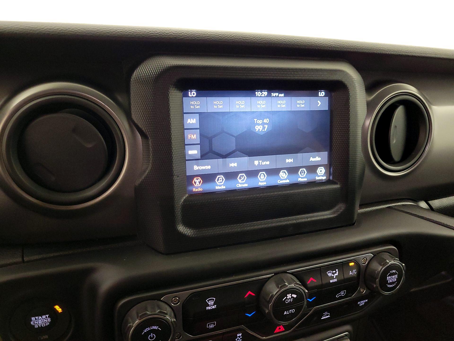 Thumbnail: 2021 Jeep Wrangler - 15