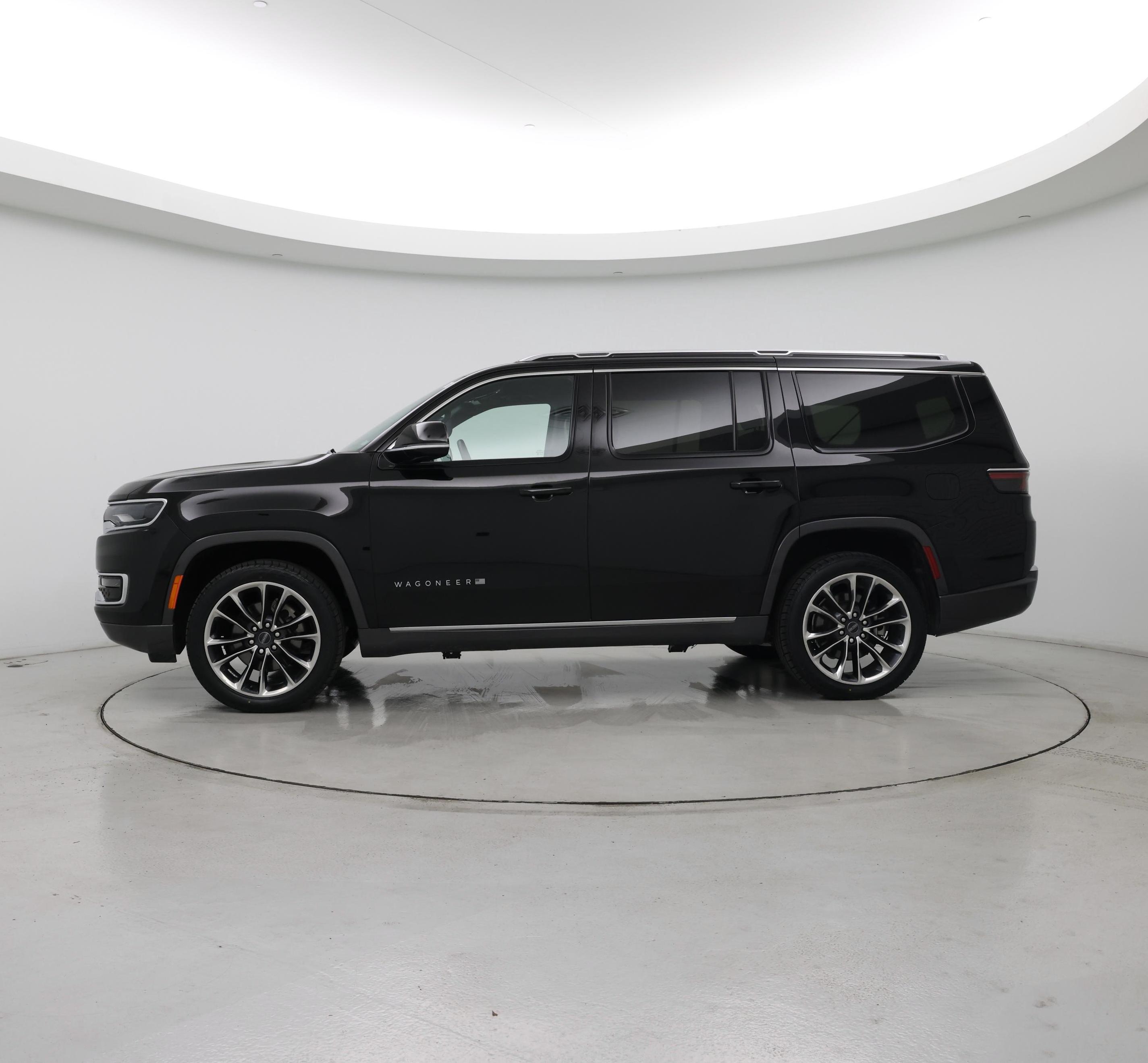 Thumbnail: 2022 Jeep Wagoneer - 3