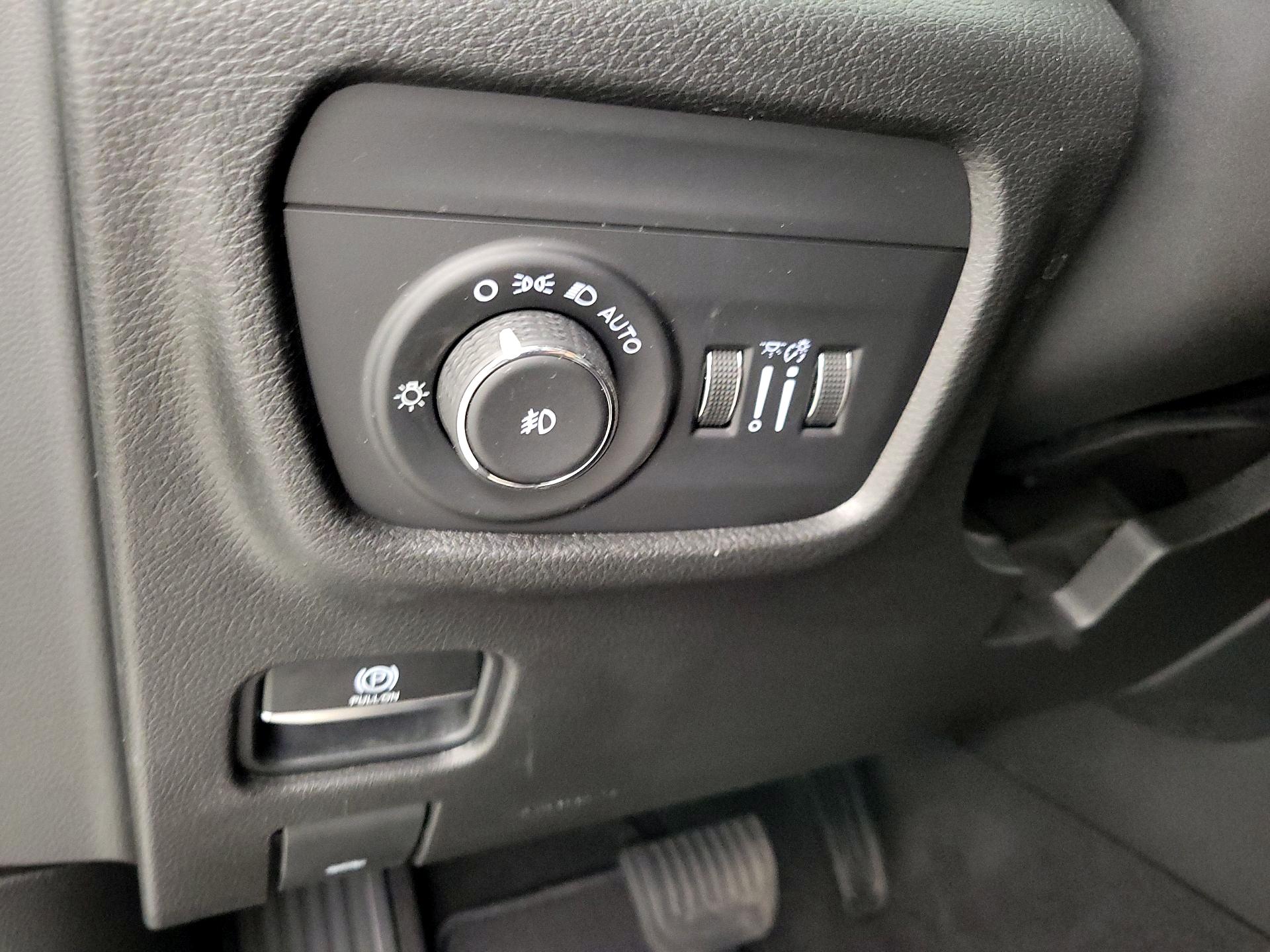 Thumbnail: 2021 Jeep Grand Cherokee L - 13
