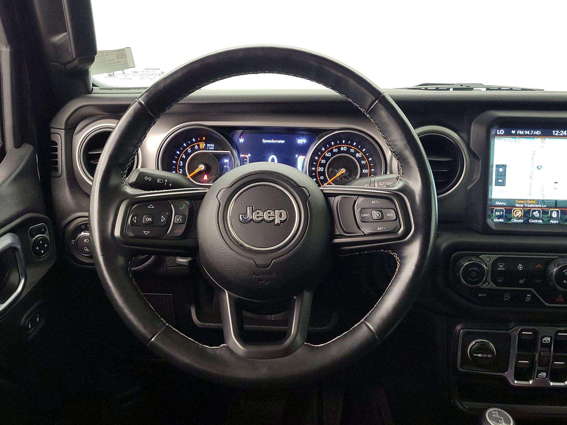 Thumbnail: 2021 Jeep Gladiator - 10