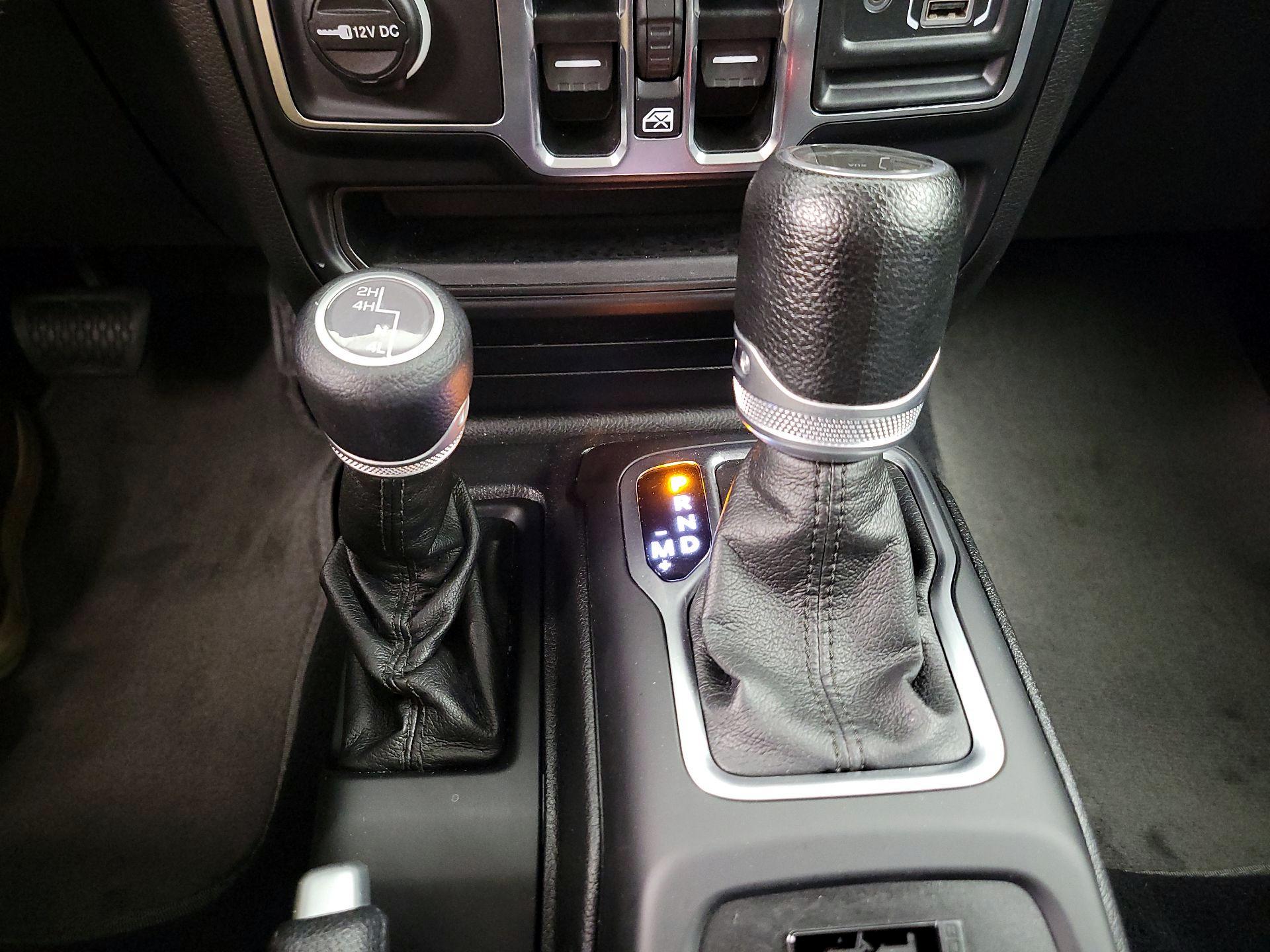 Thumbnail: 2021 Jeep Gladiator - 18