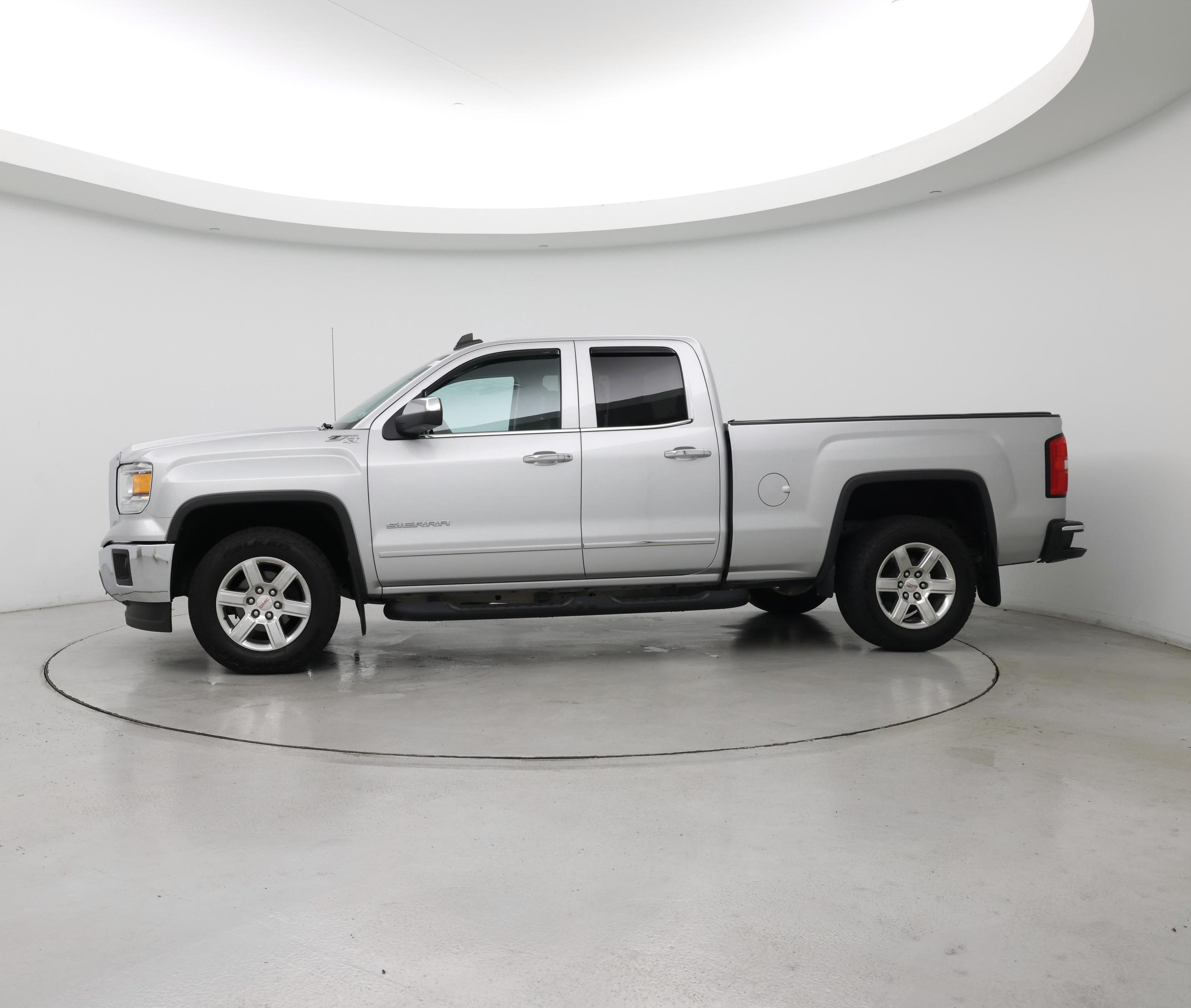 Thumbnail: 2015 GMC Sierra 1500 - 3