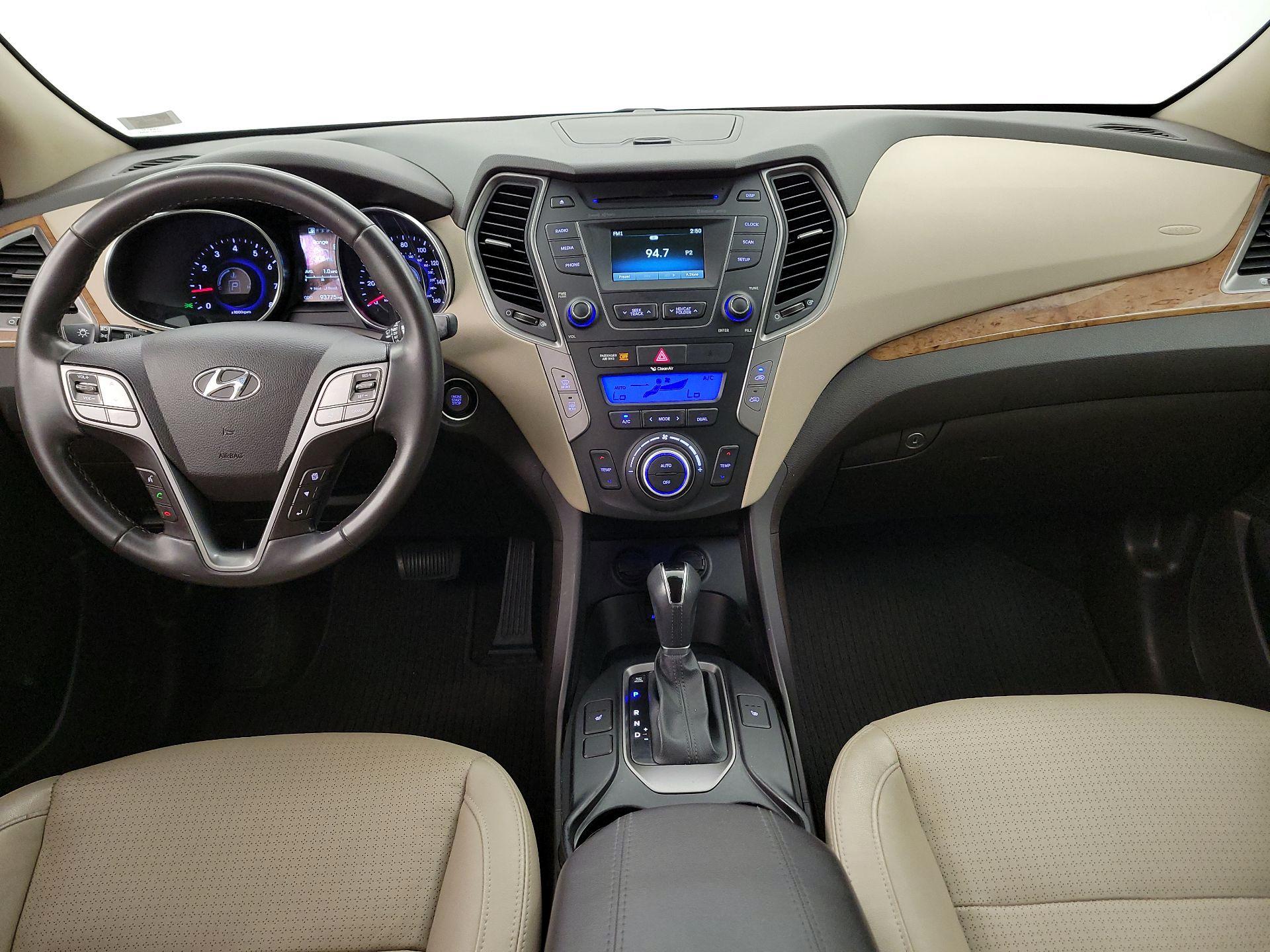 Thumbnail: 2016 Hyundai Santa Fe - 9