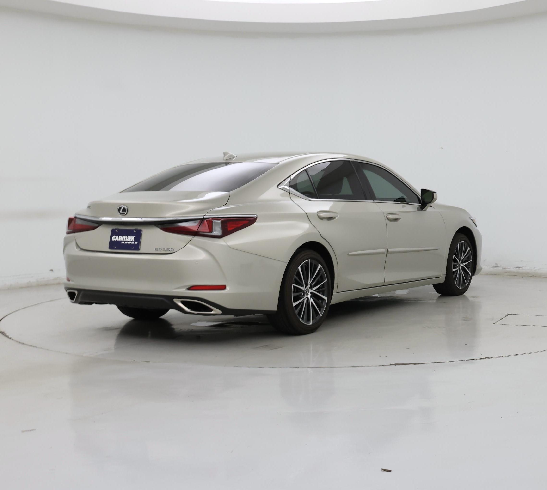 Thumbnail: 2023 Lexus ES - 8