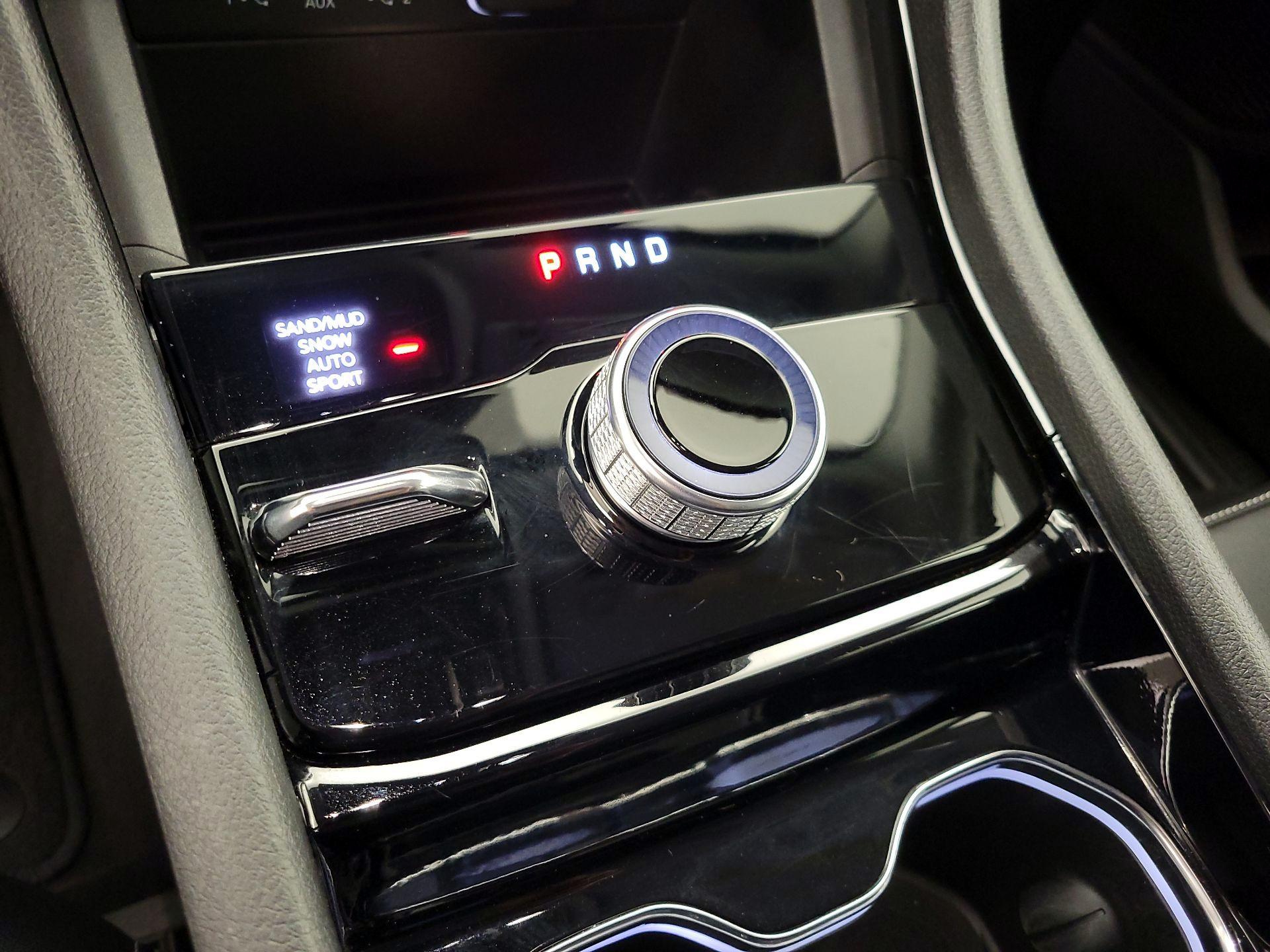 Thumbnail: 2023 Jeep Grand Cherokee - 18