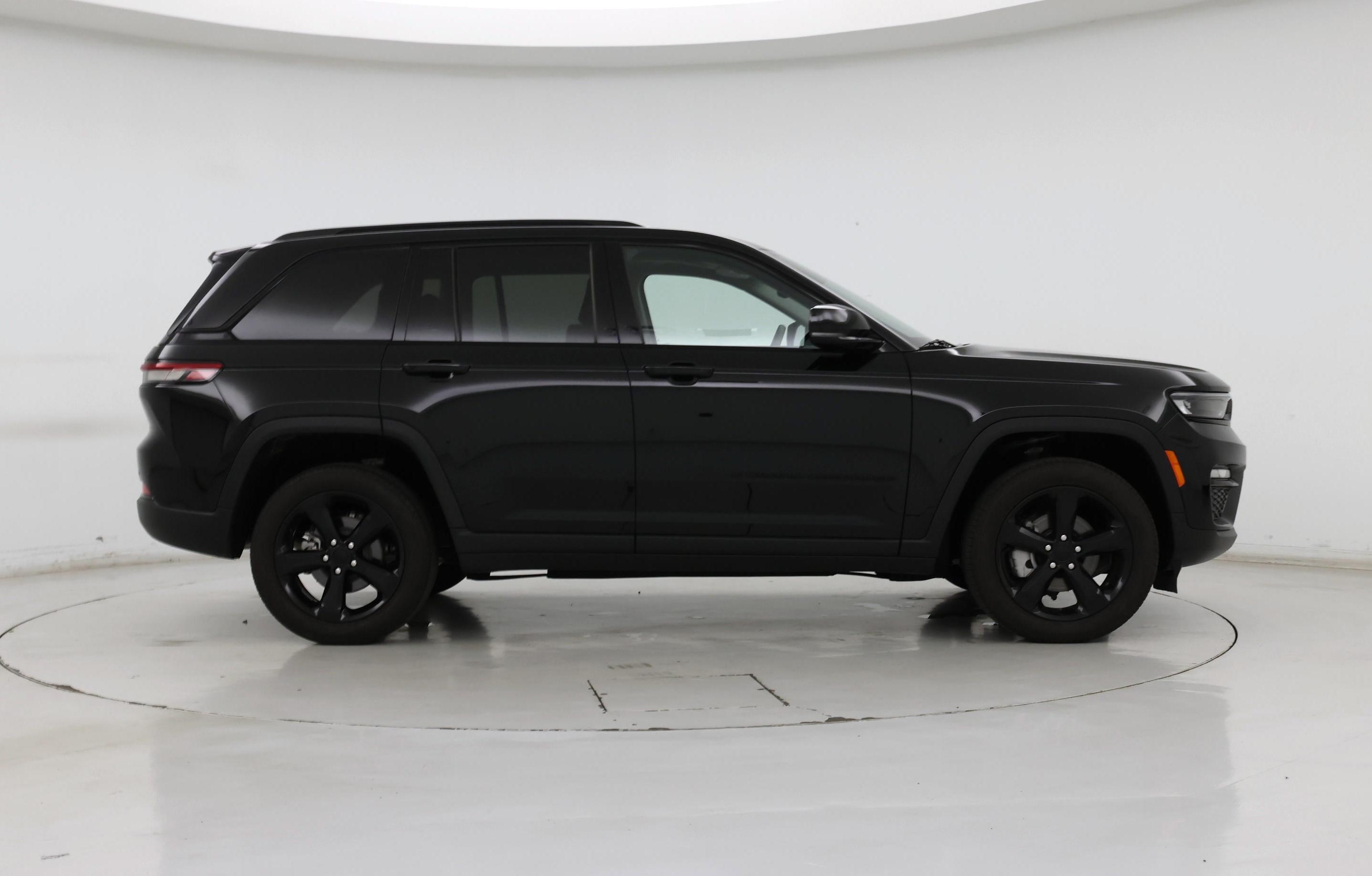 Thumbnail: 2023 Jeep Grand Cherokee - 7