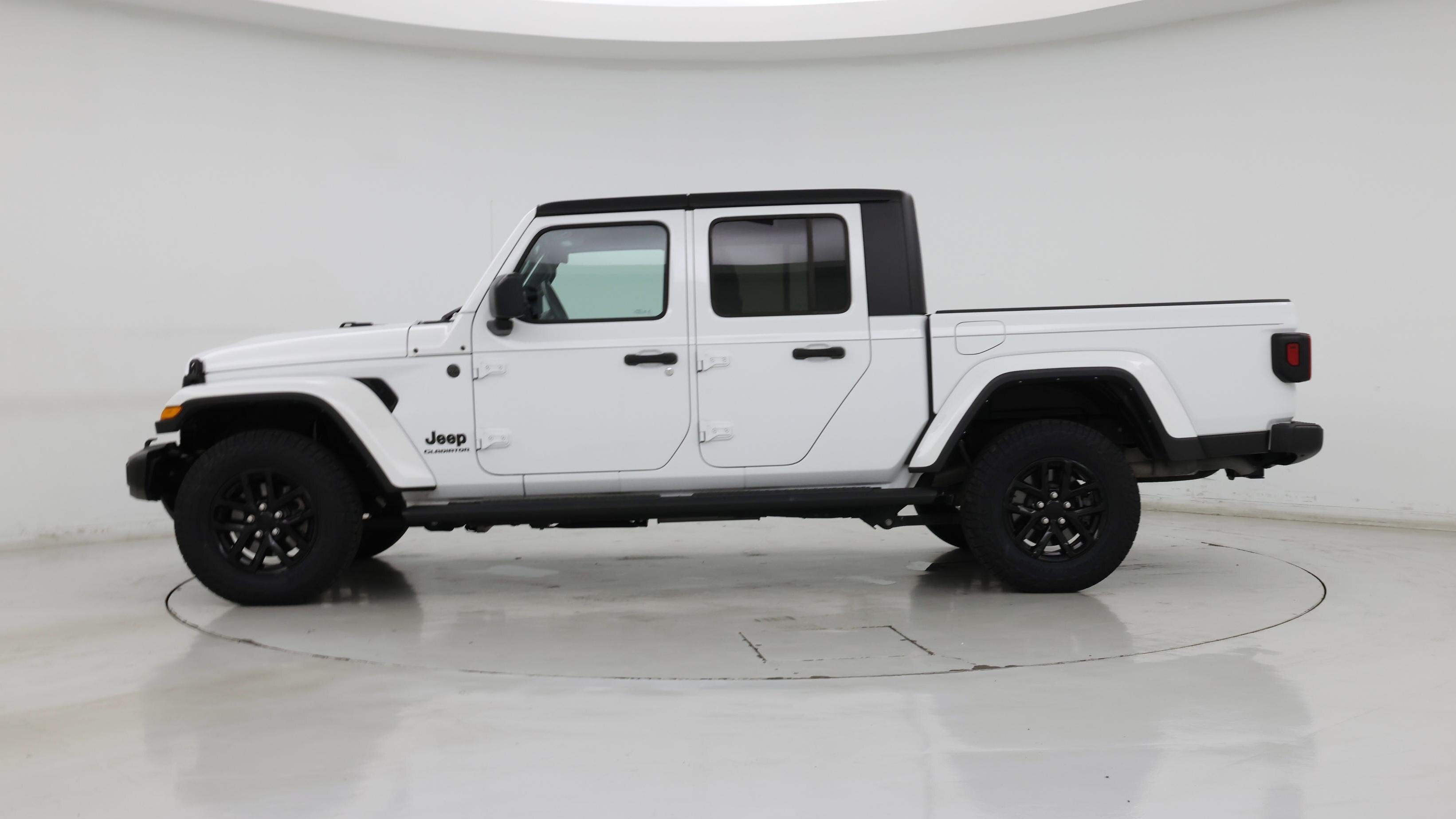 Thumbnail: 2022 Jeep Gladiator - 3