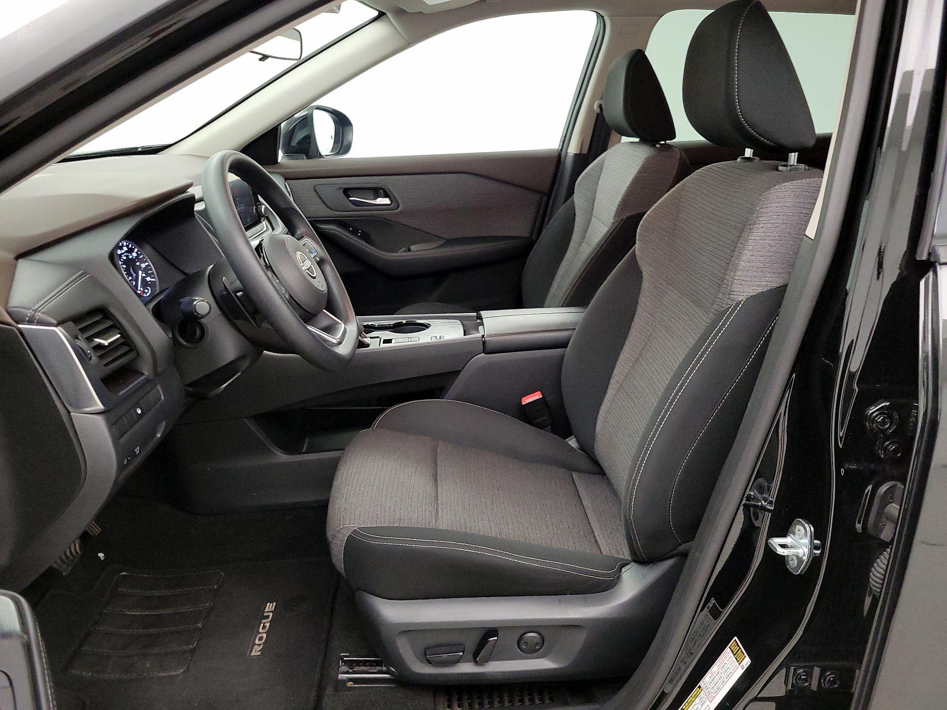 Thumbnail: 2023 Nissan Rogue - 11