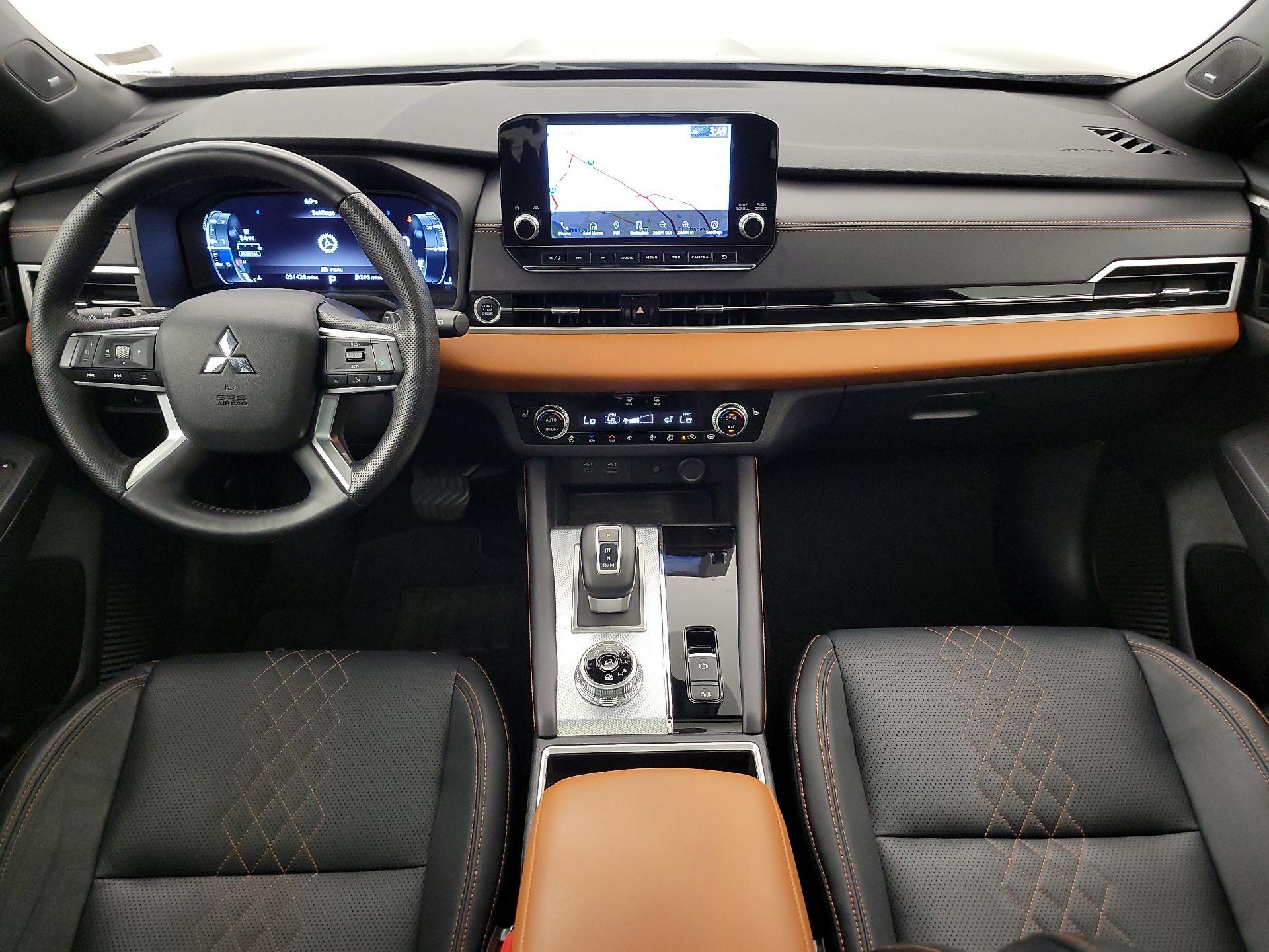 Thumbnail: 2022 Mitsubishi Outlander - 9
