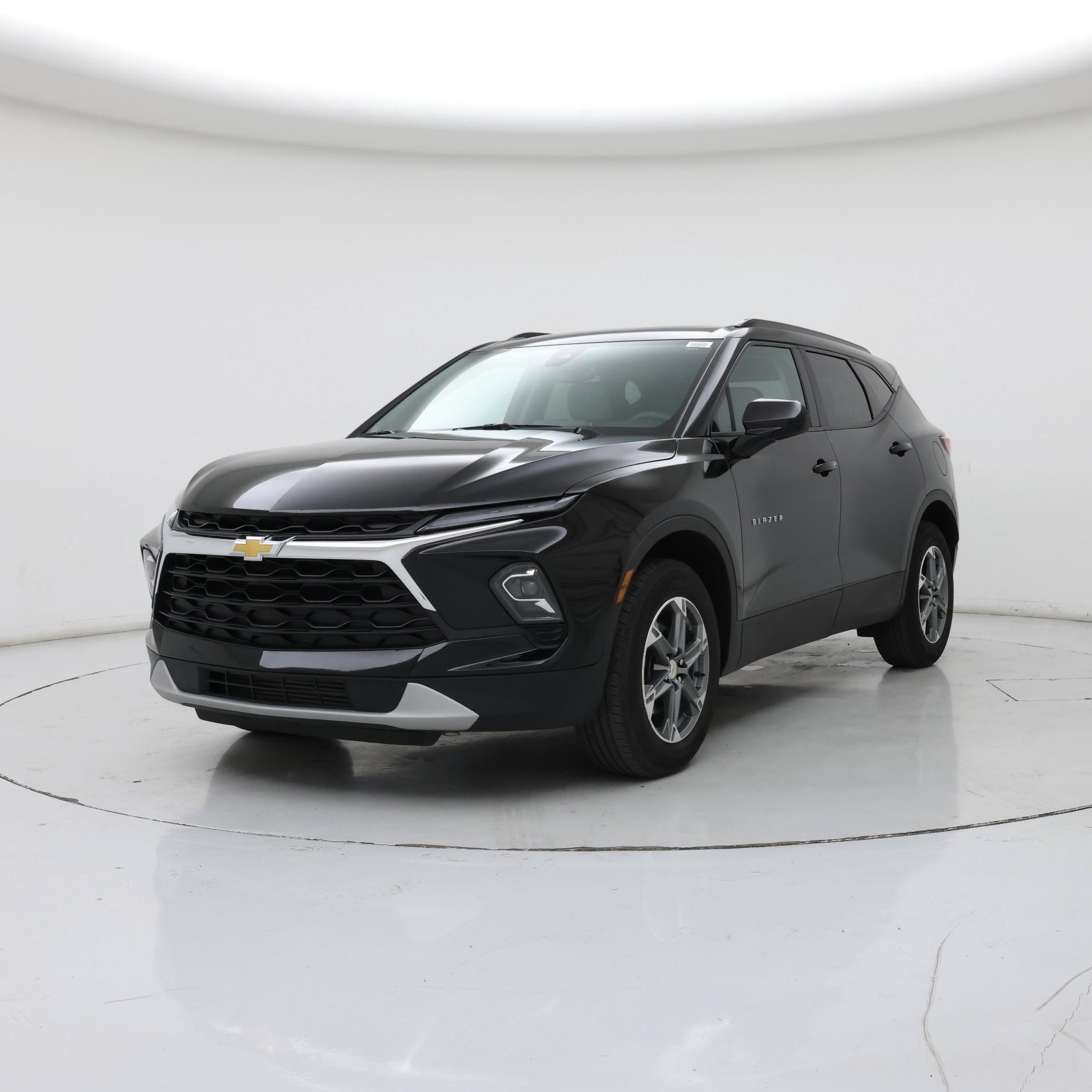Thumbnail: 2023 Chevrolet Blazer - 4