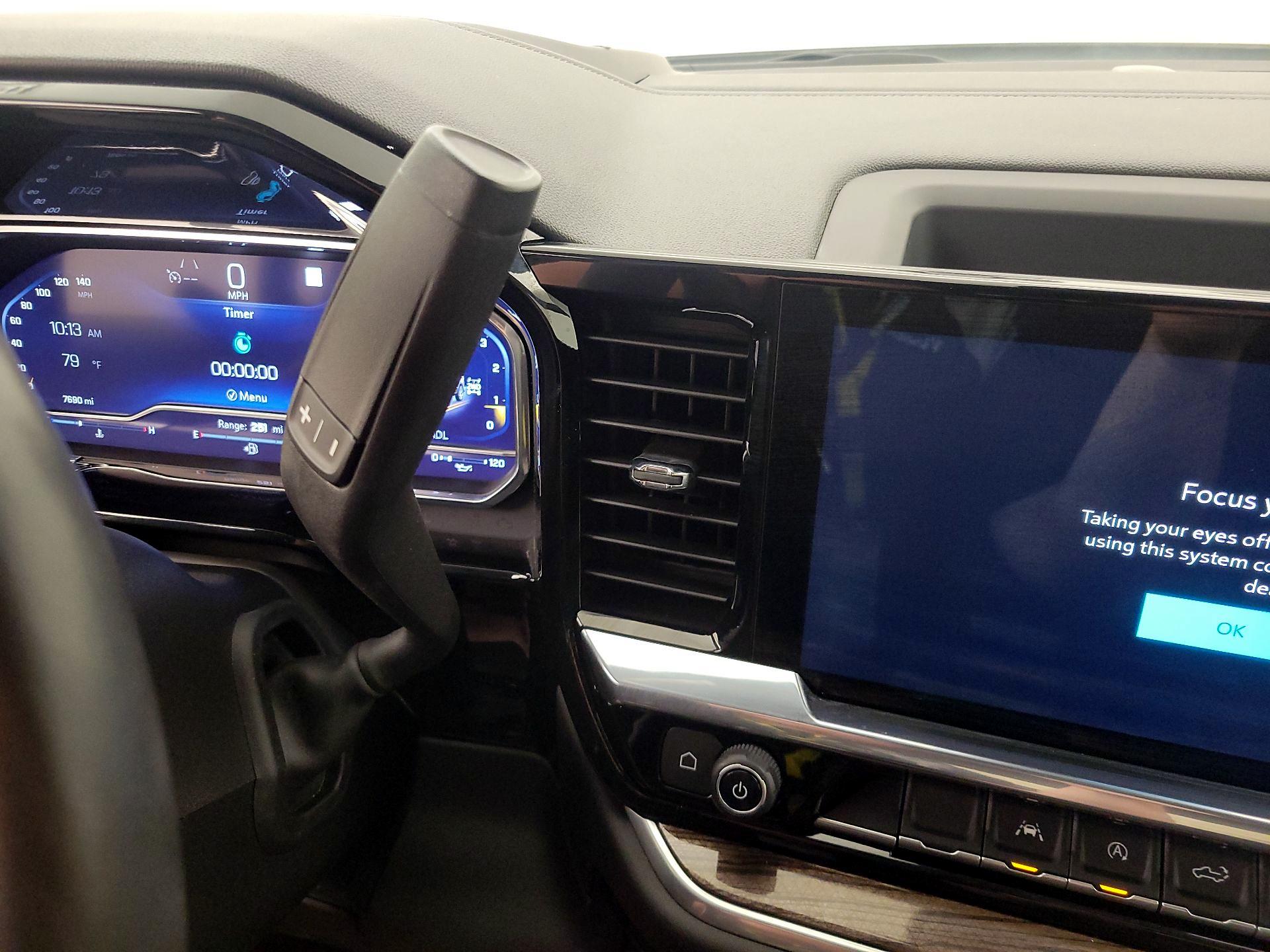 Thumbnail: 2022 Chevrolet Silverado 1500 - 17