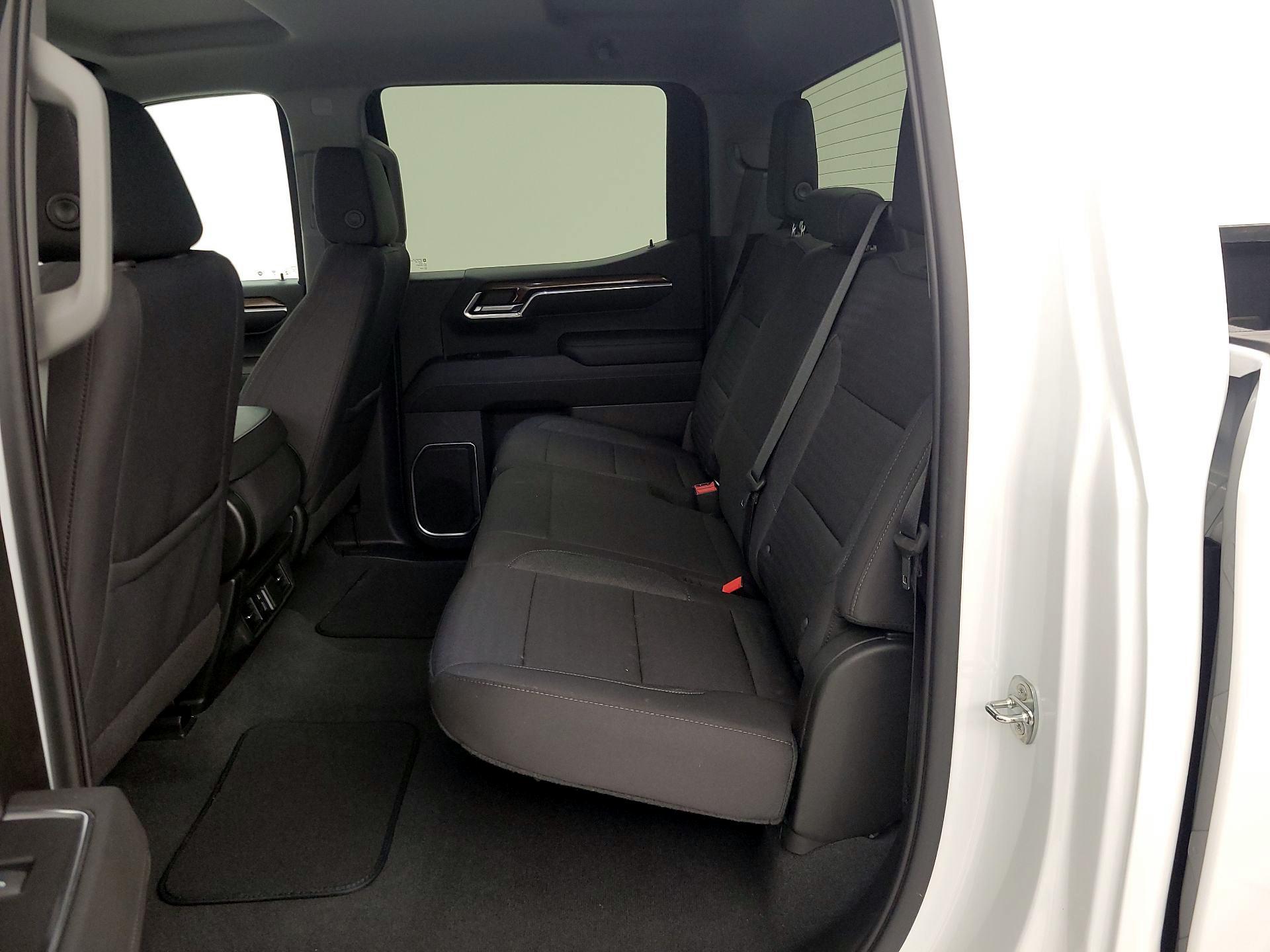 Thumbnail: 2022 Chevrolet Silverado 1500 - 19