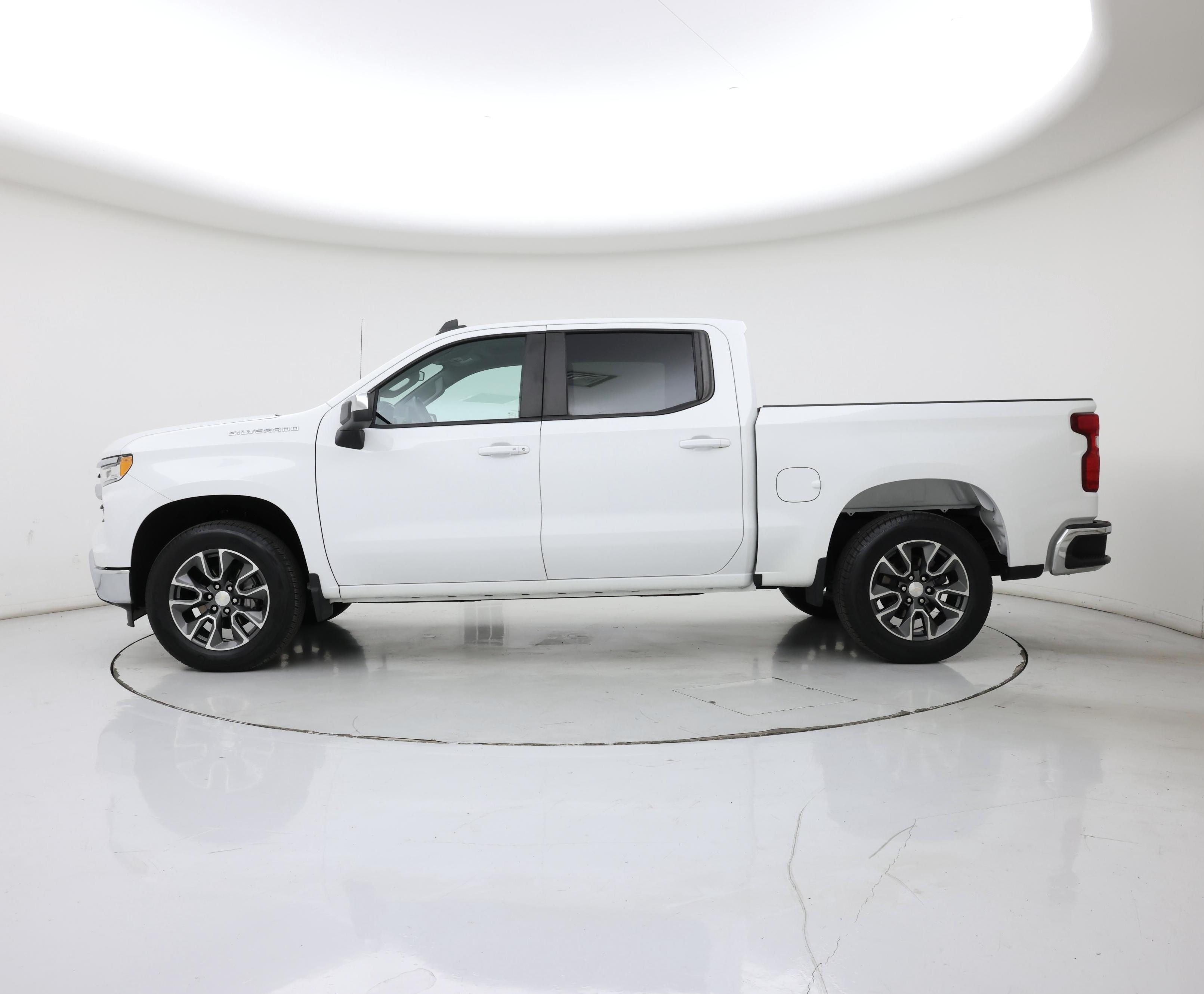 Thumbnail: 2022 Chevrolet Silverado 1500 - 3