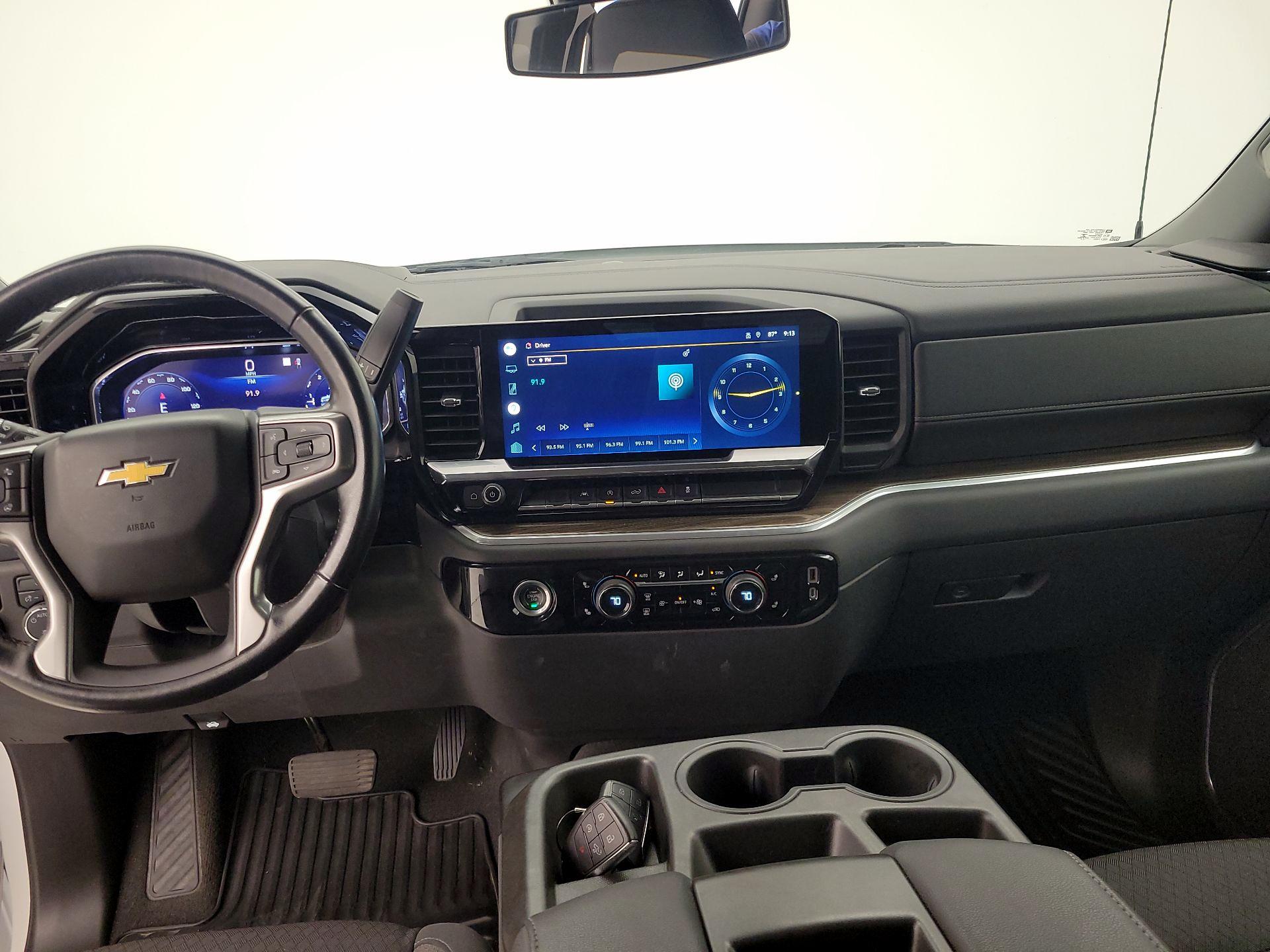 Thumbnail: 2022 Chevrolet Silverado 1500 - 9