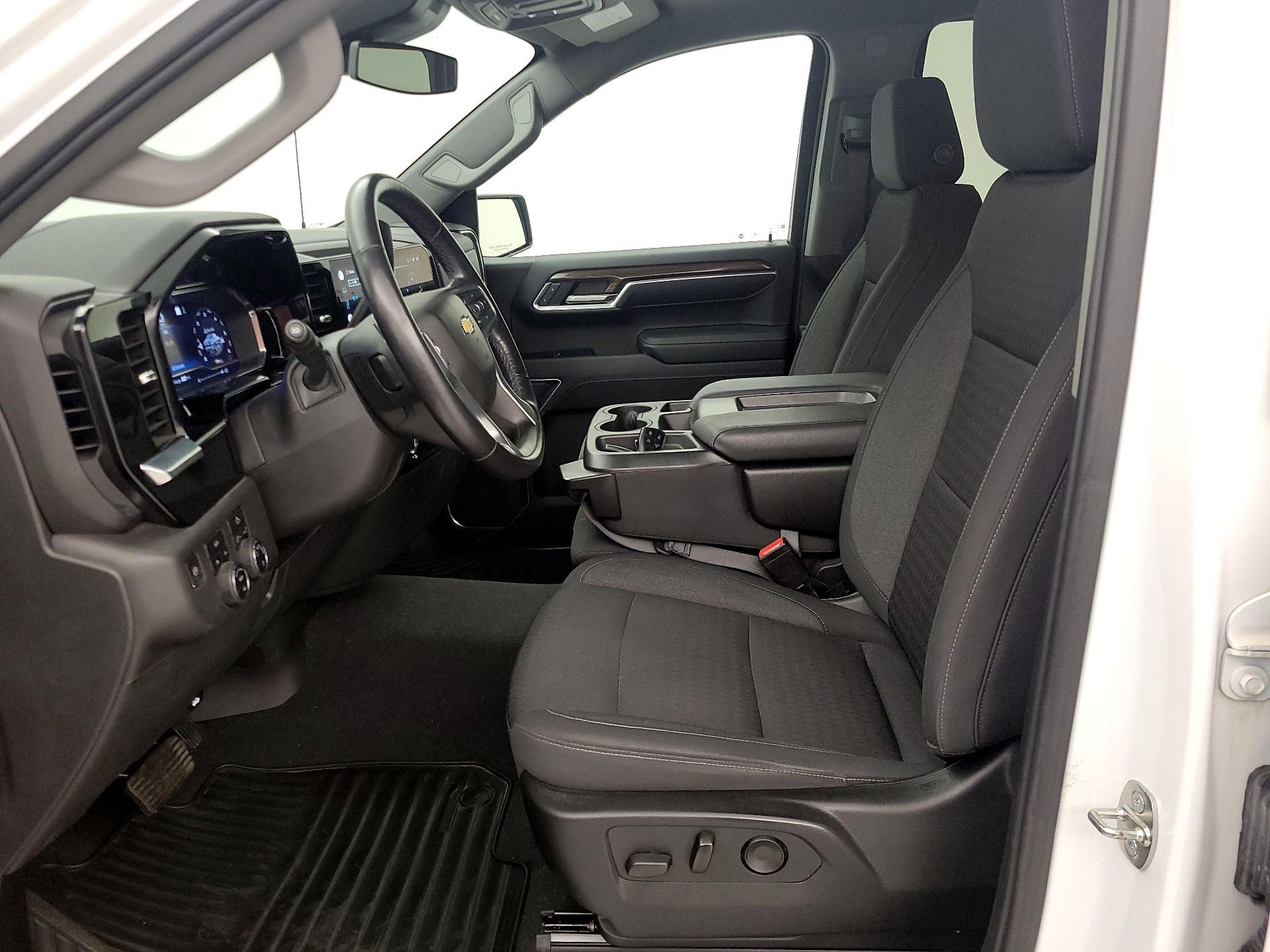 Thumbnail: 2022 Chevrolet Silverado 1500 - 11