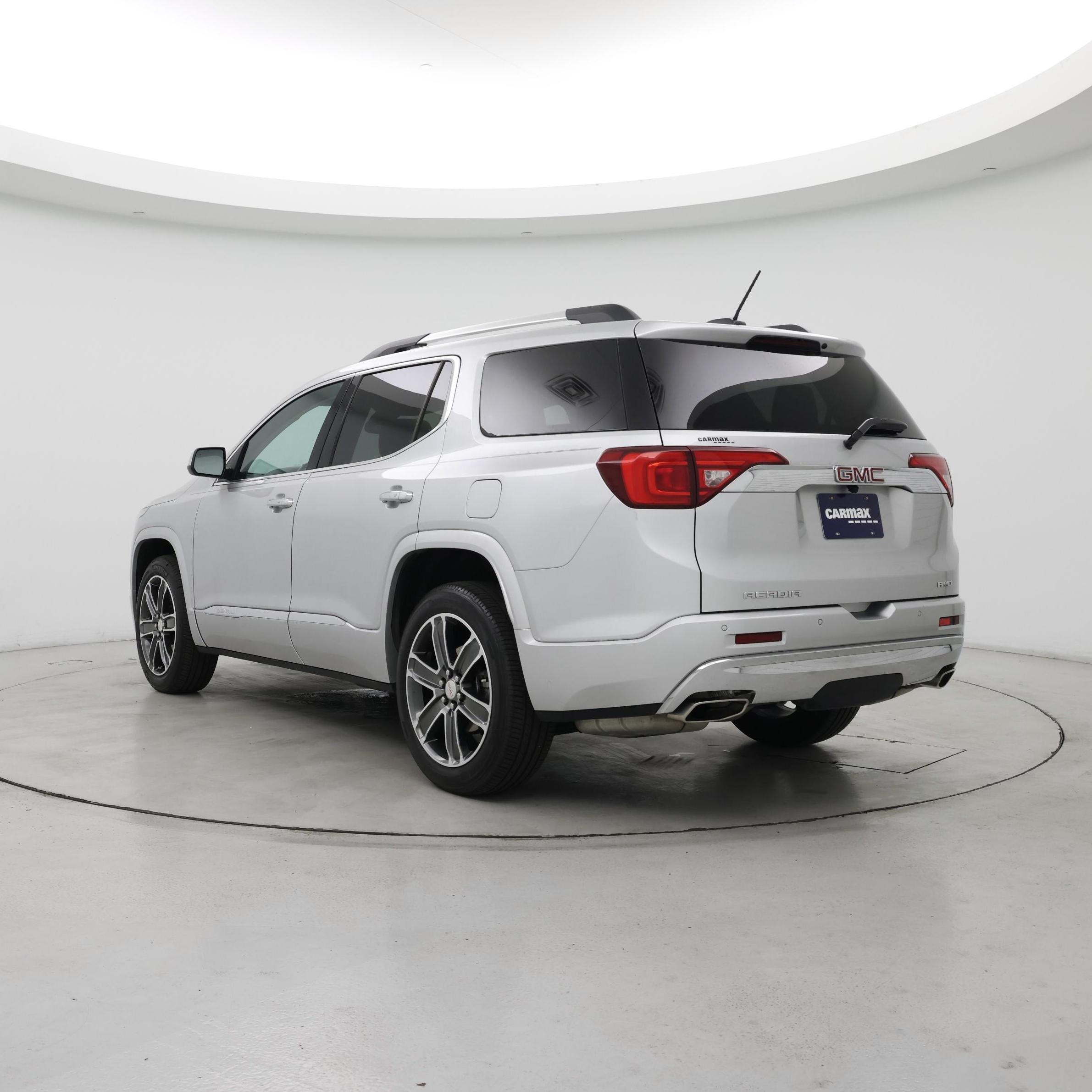 Thumbnail: 2019 GMC Acadia - 2