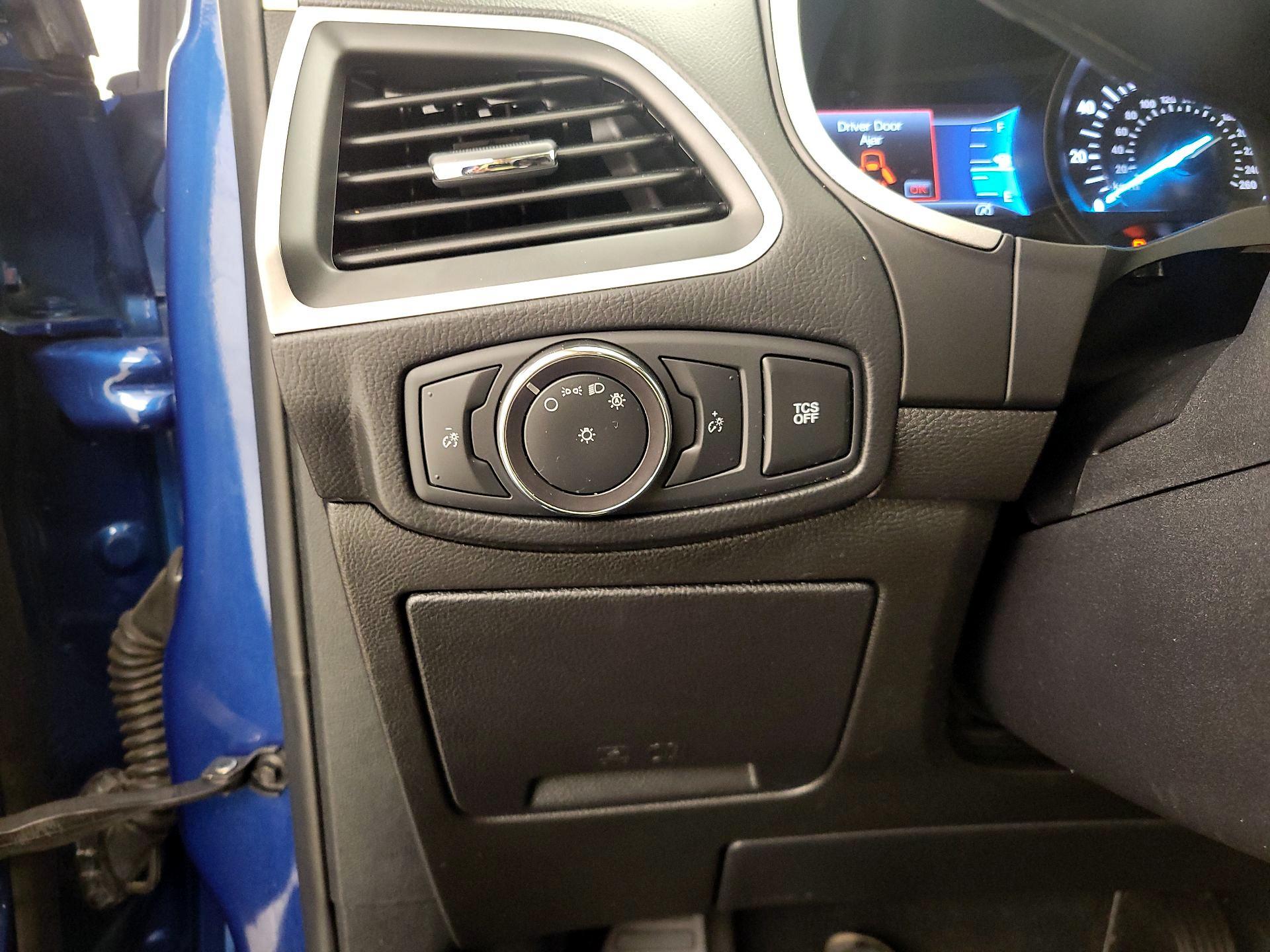 Thumbnail: 2021 Ford Edge - 13