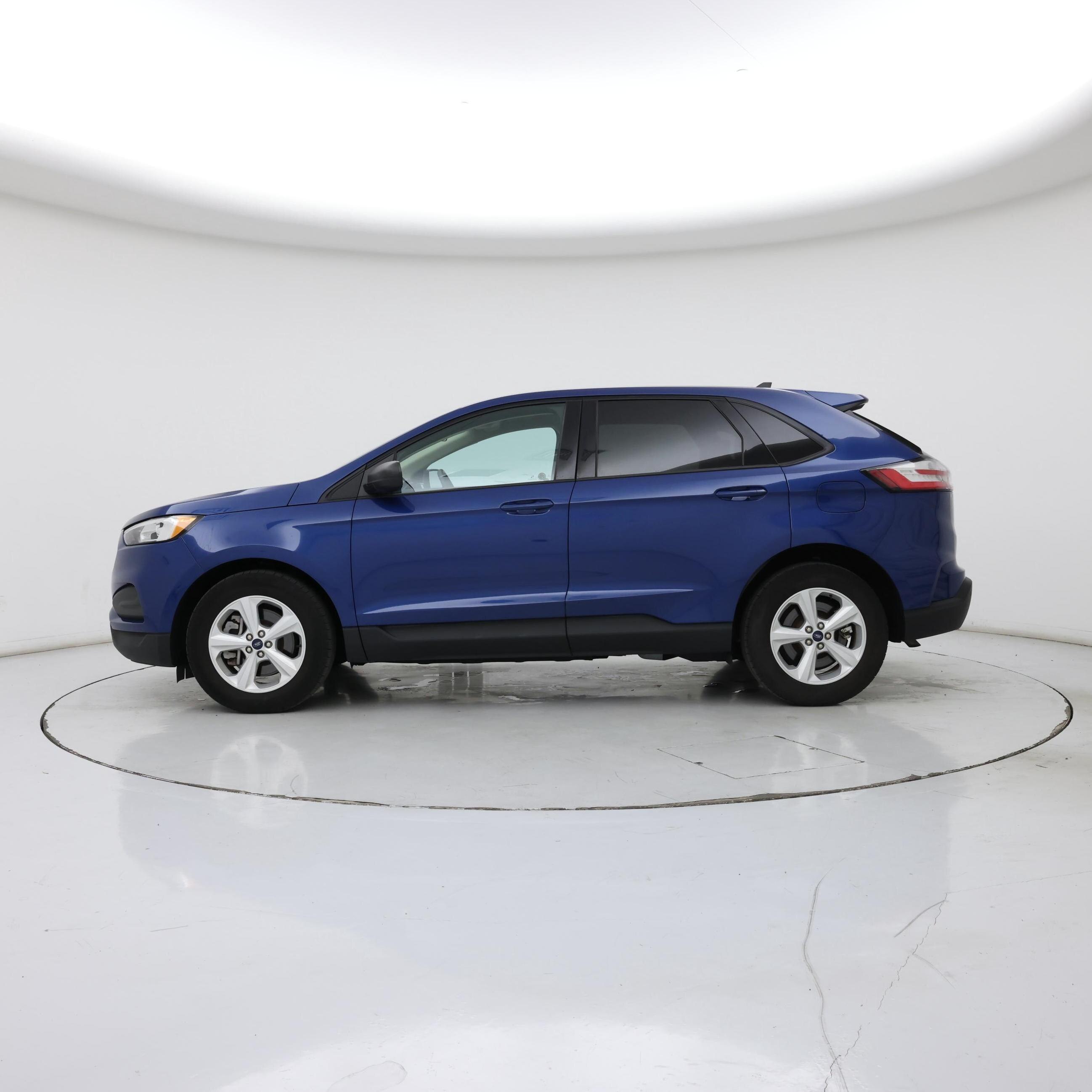 Thumbnail: 2021 Ford Edge - 3