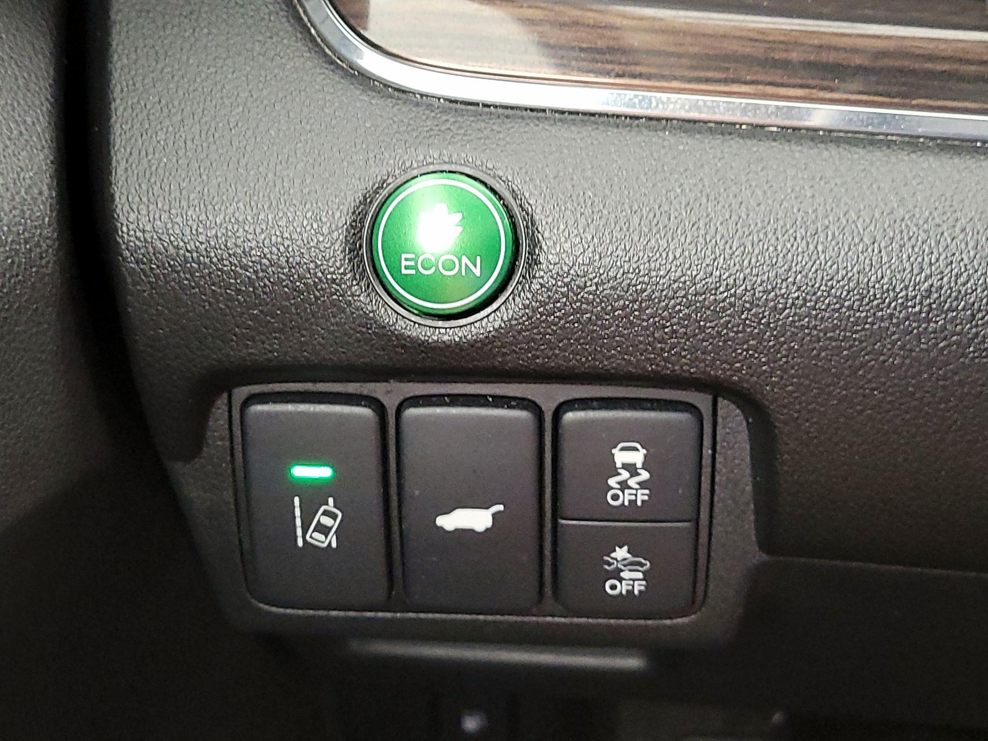 Thumbnail: 2016 Honda CR-V - 13