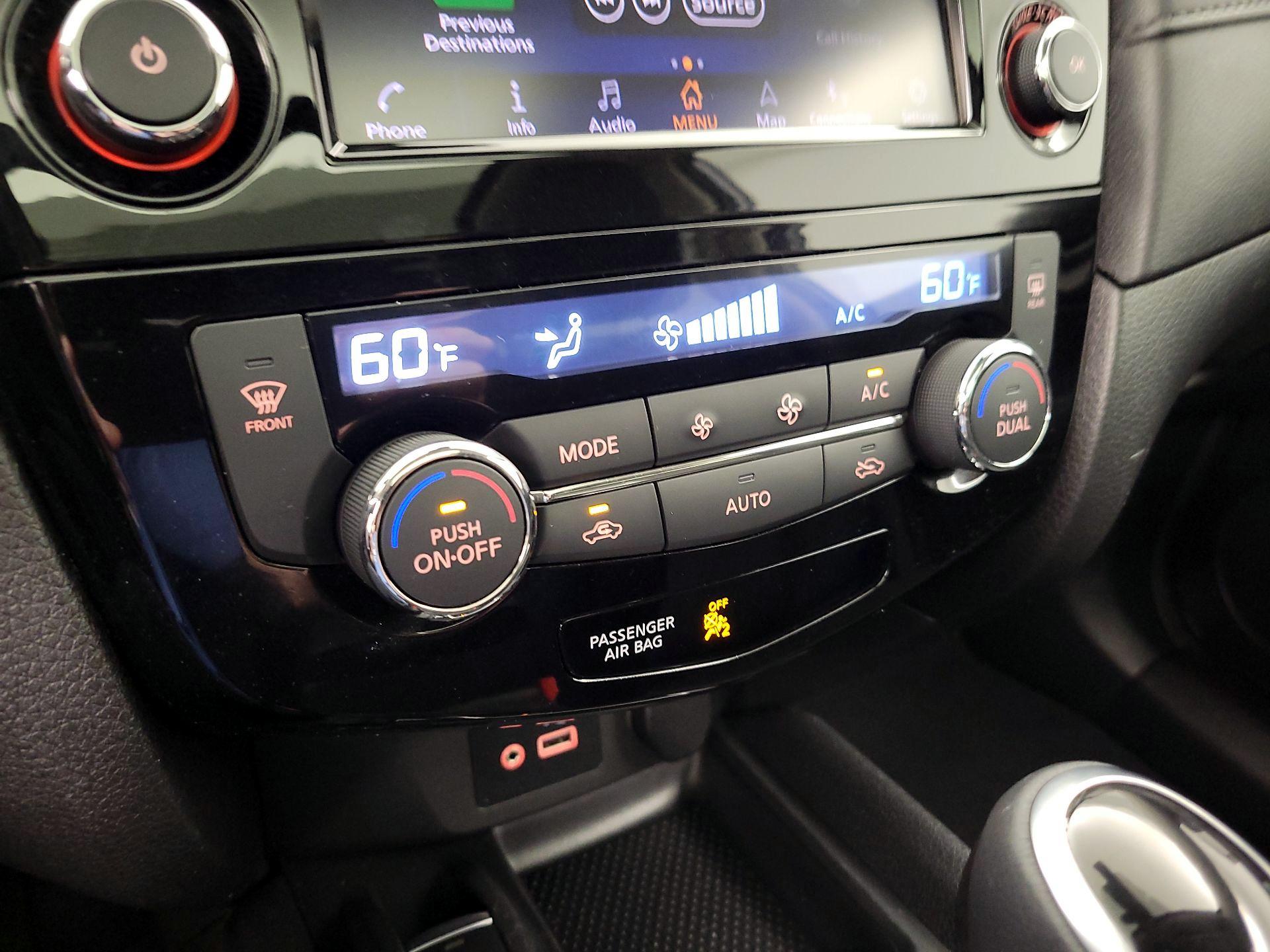 Thumbnail: 2019 Nissan Rogue - 17