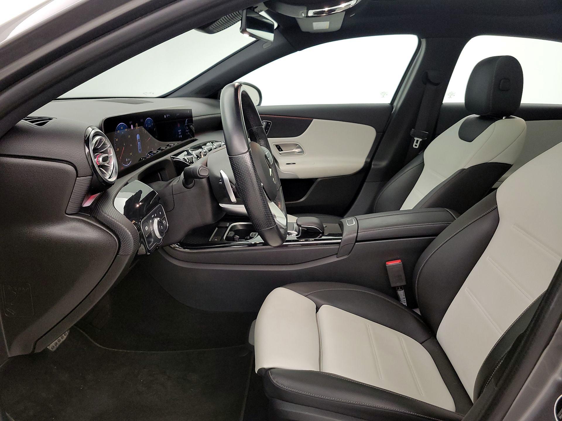 Thumbnail: 2019 Mercedes-Benz A-Class - 11