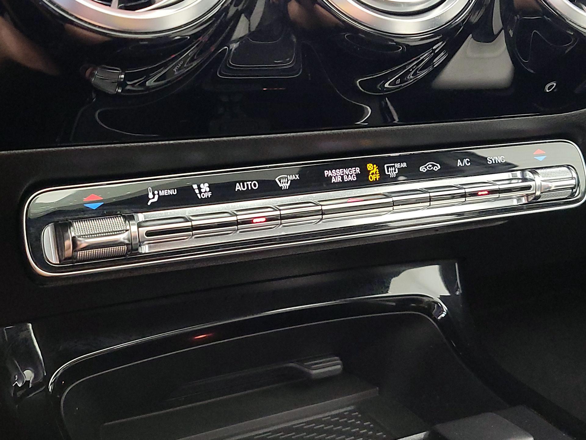 Thumbnail: 2019 Mercedes-Benz A-Class - 17