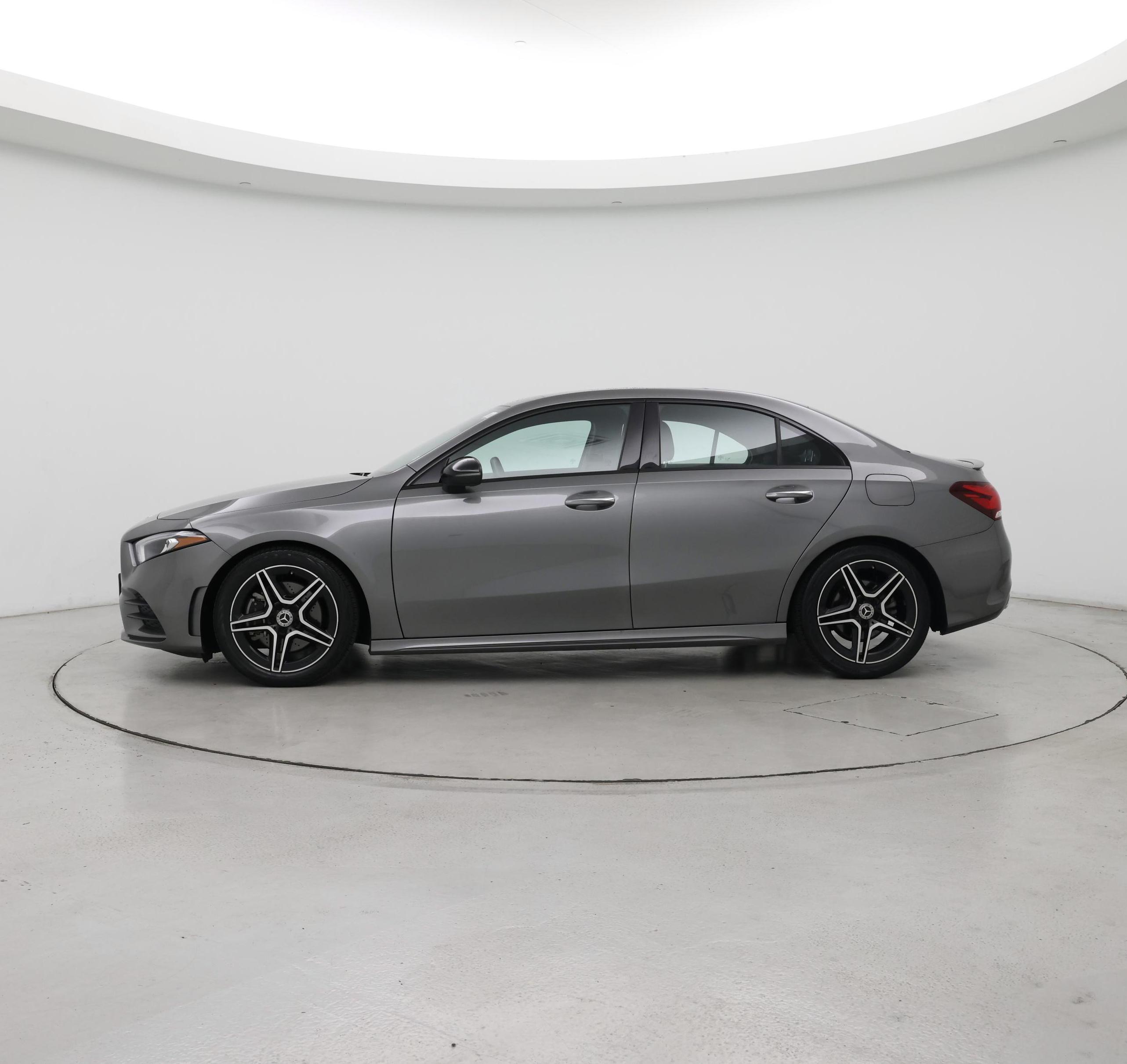 Thumbnail: 2019 Mercedes-Benz A-Class - 3