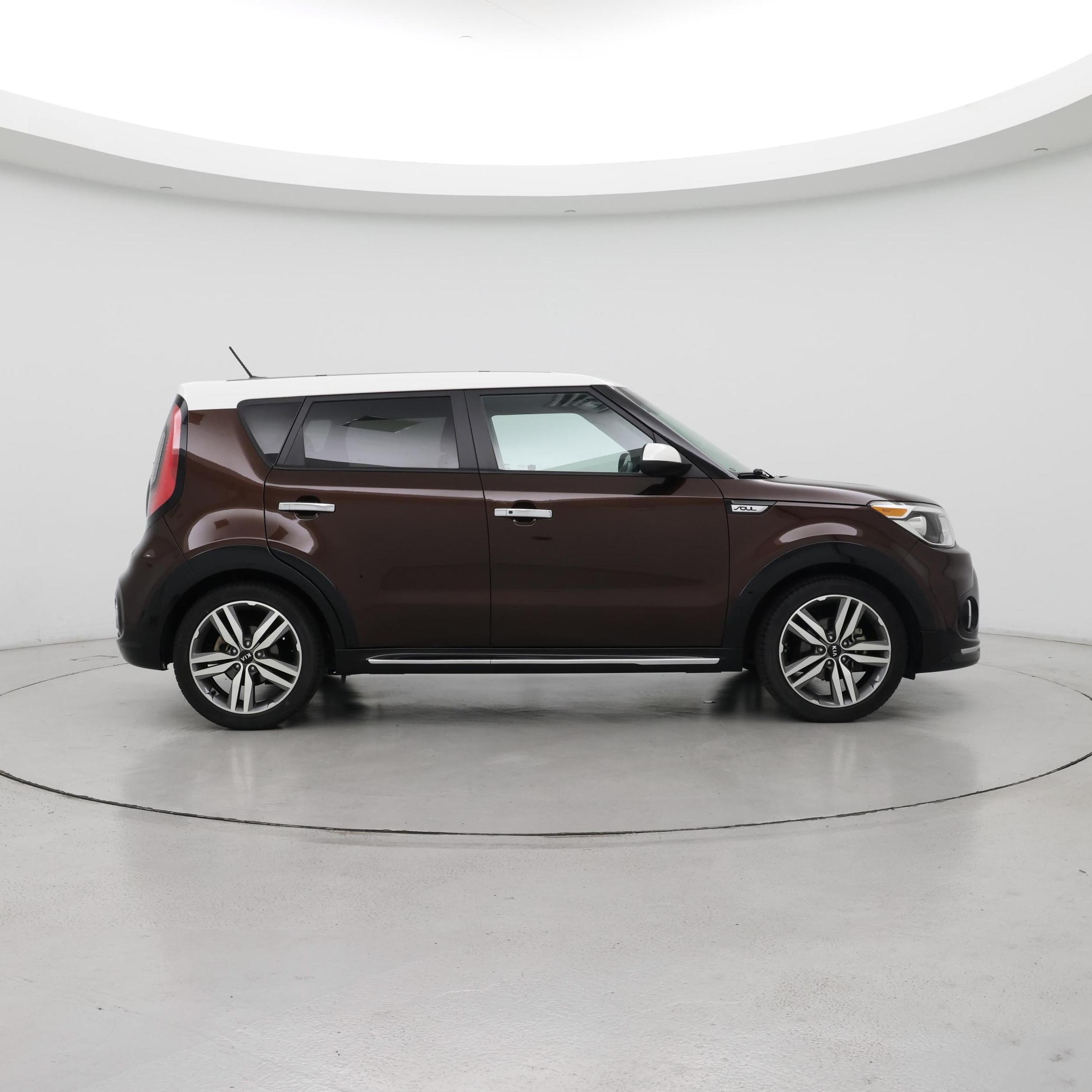 Thumbnail: 2017 Kia Soul - 7