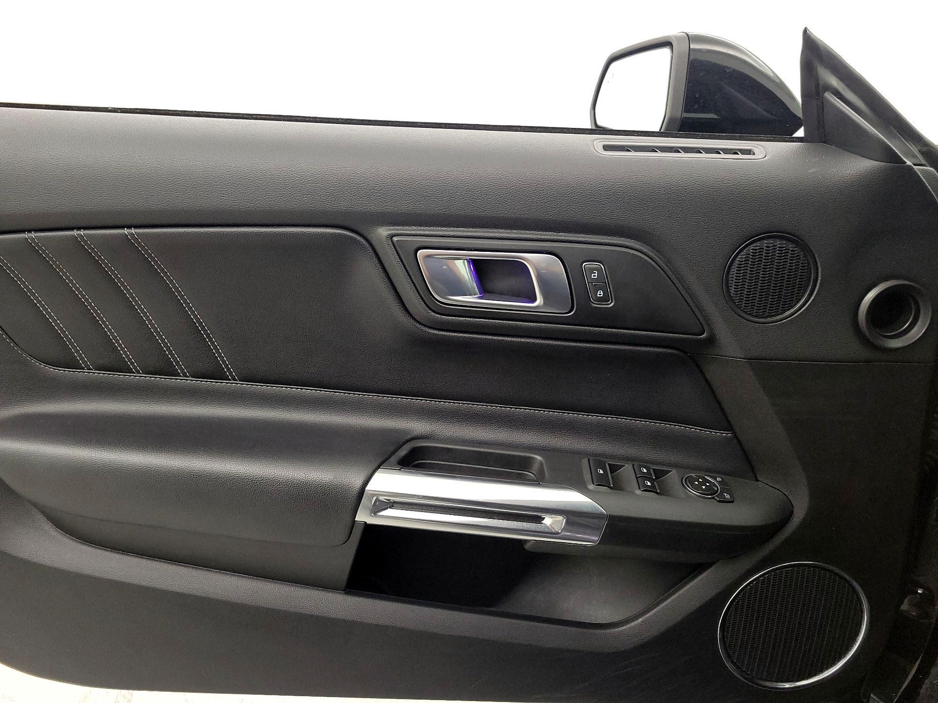 Thumbnail: 2022 Ford Mustang - 12